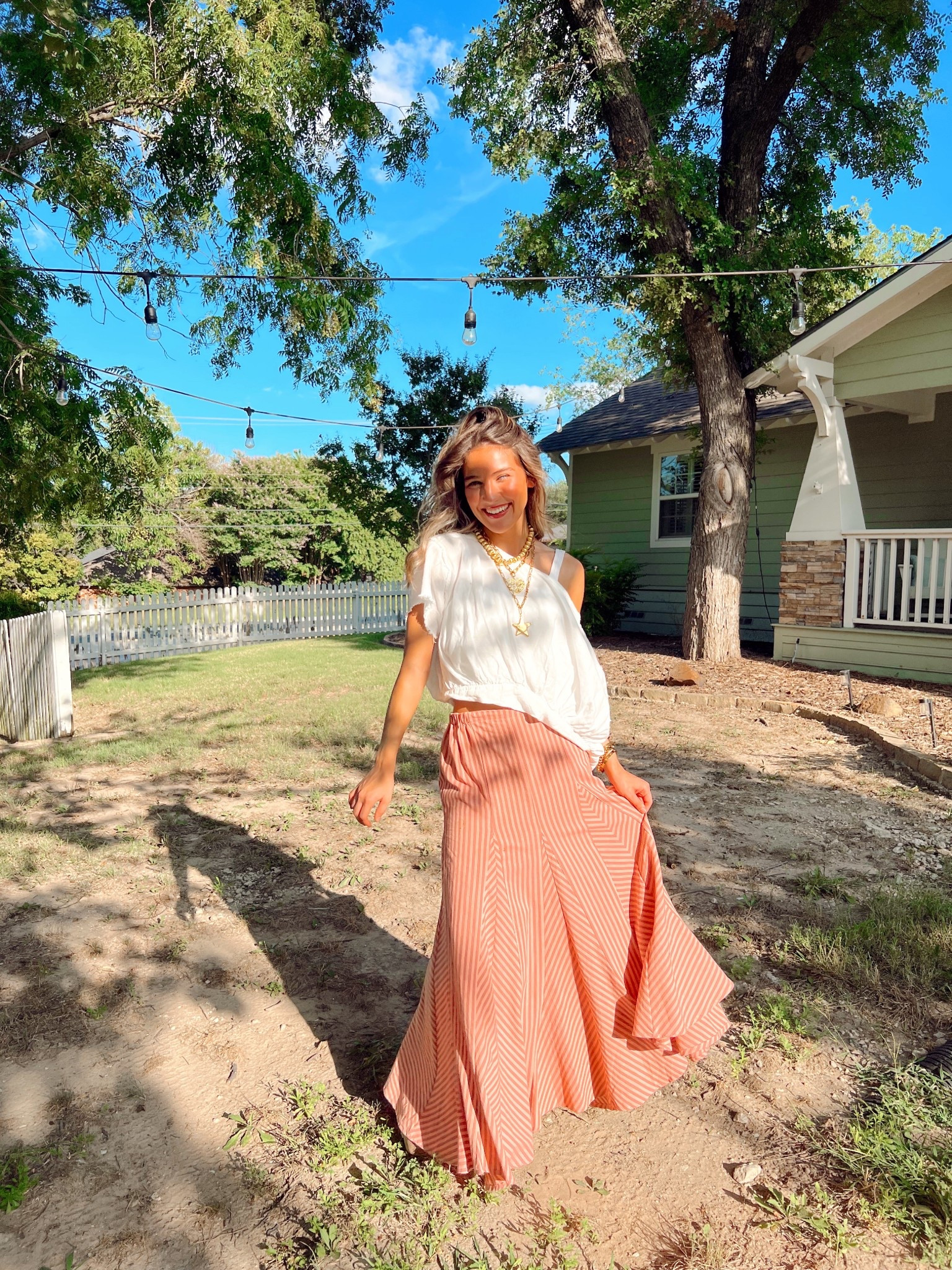 Vestique & Free People OOTD! 
I’m 5’2 wearing an XS in the top (not available anymore, linking some similar) and a Small in the skirt! 

#LTKFindsUnder100 #LTKFindsUnder50 #LTKStyleTip
