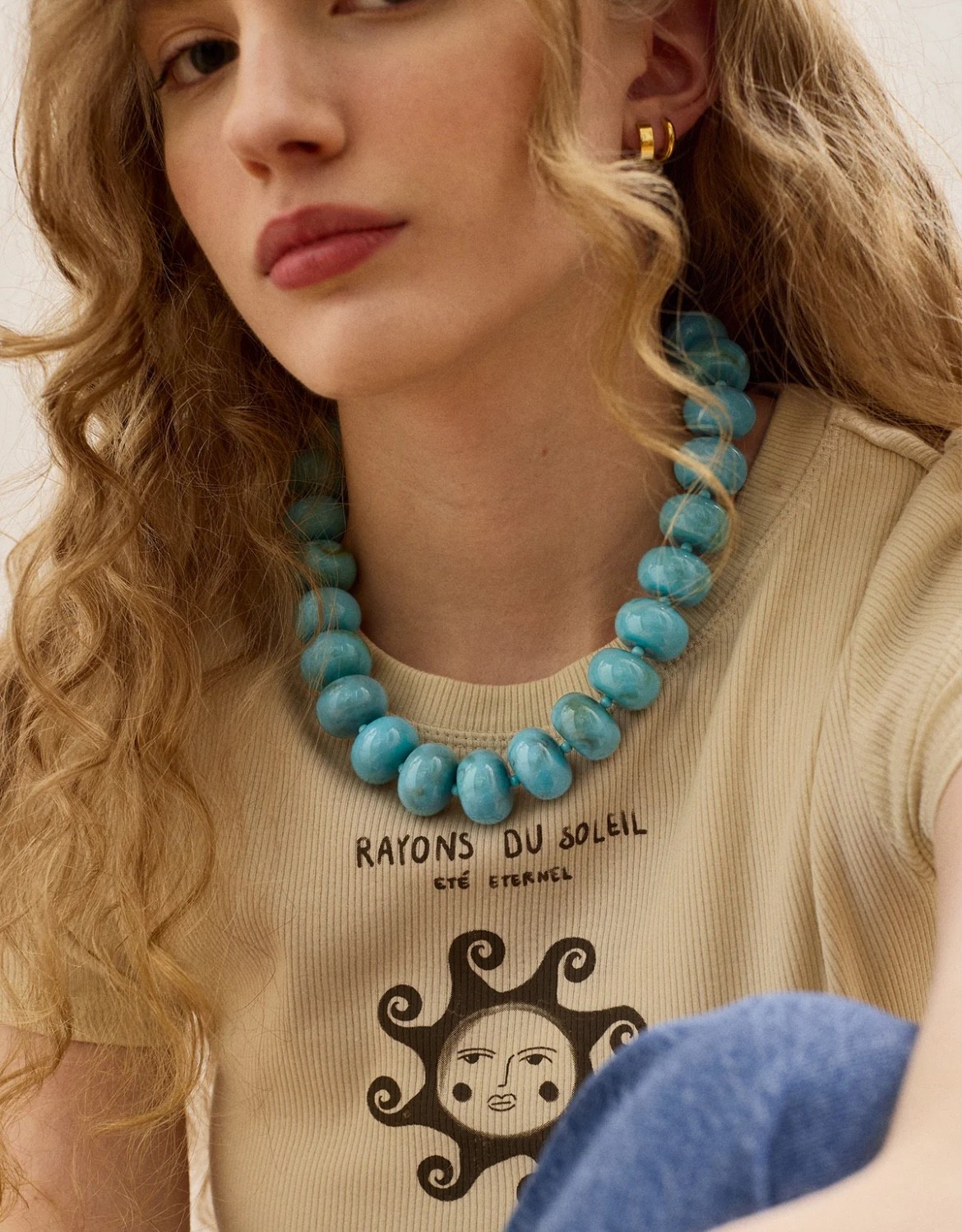 I love this turquoise necklace! 