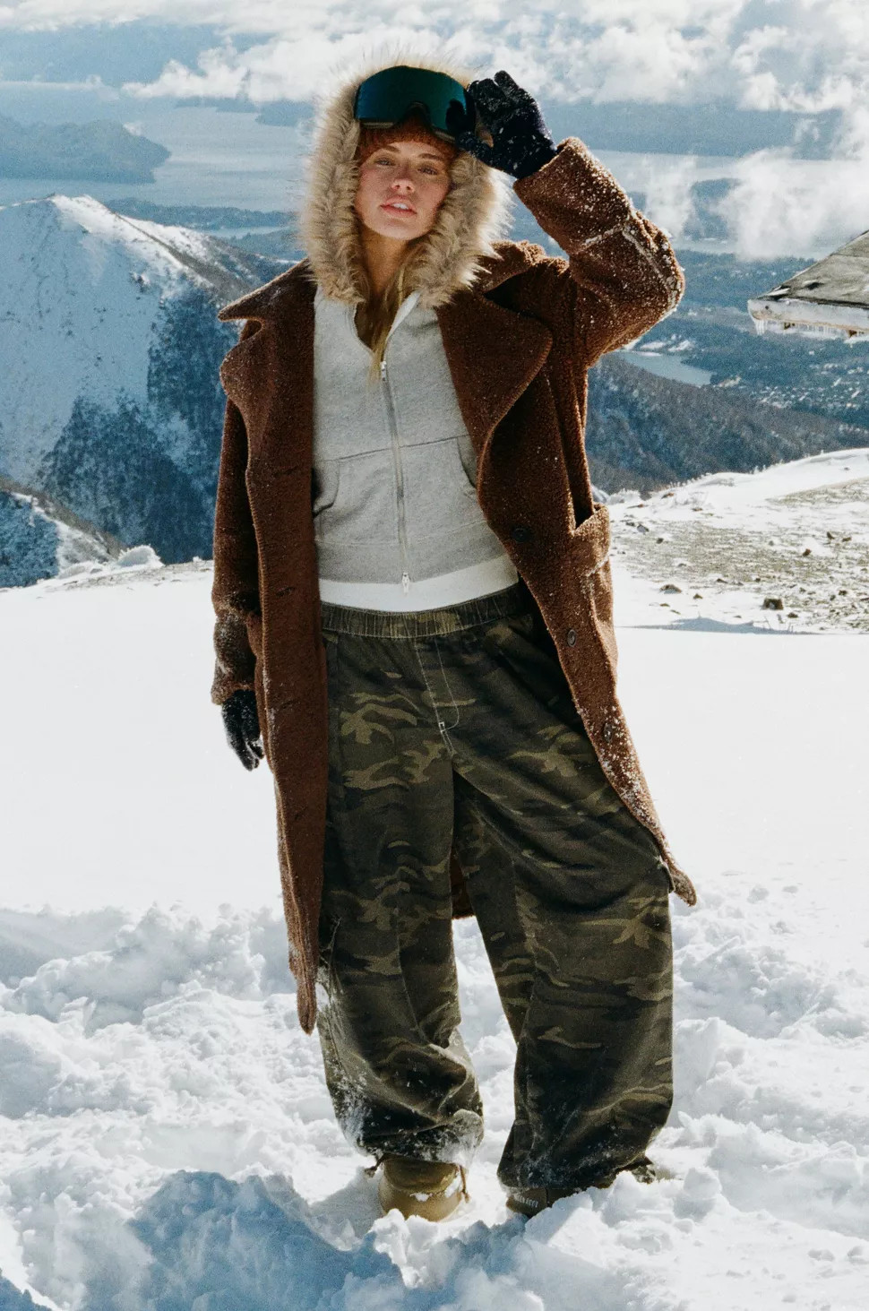 BDG Bobbi Baggy Pull-On Pant | Urban Outfitters (US and RoW)