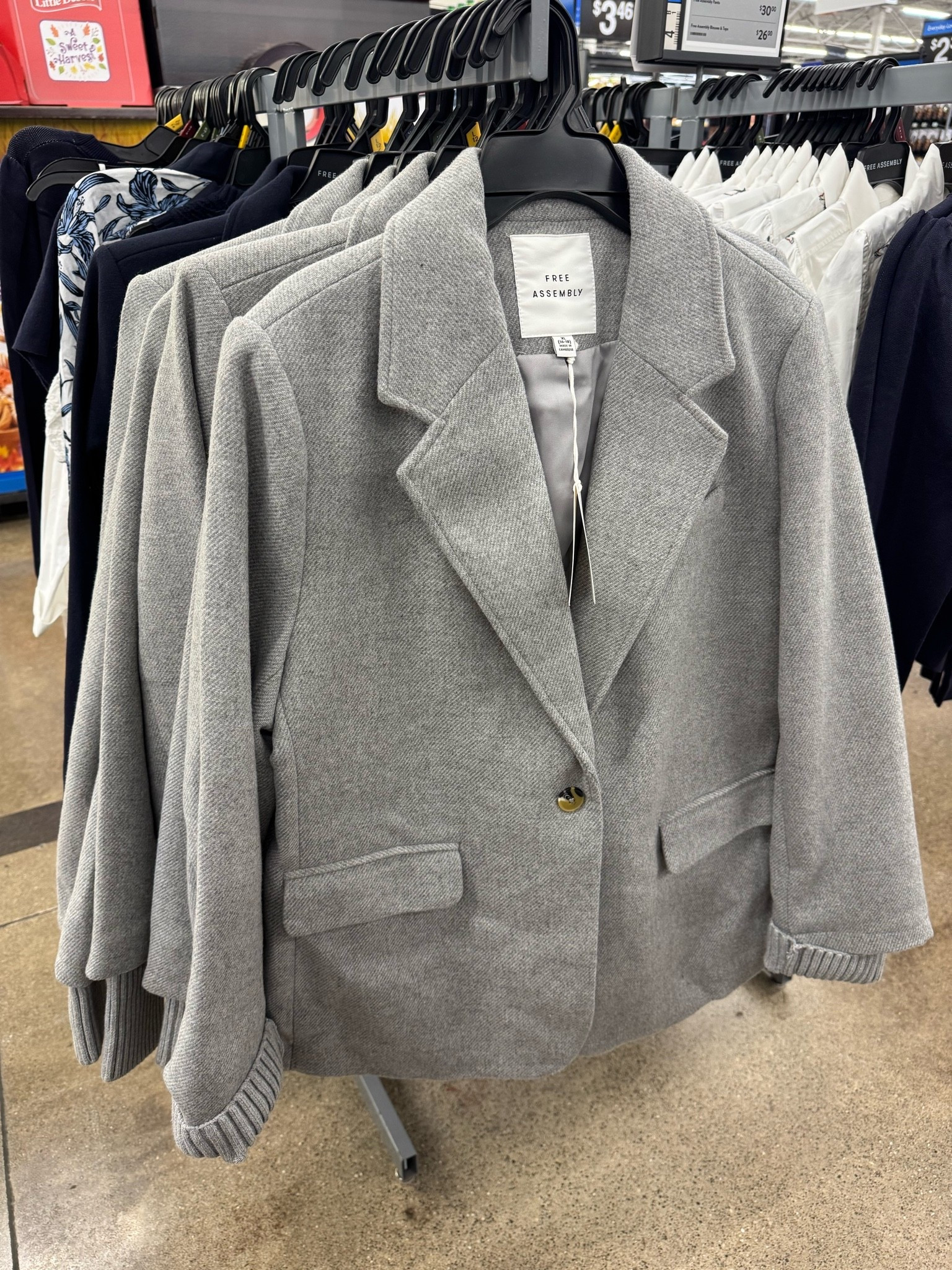 Walmart✨👀 Free Assembly Women's and Women's Plus Single-Breasted Blazer with Ribbed Cuffs, Sizes XS-4X

#LTKWorkwear #LTKSeasonal #LTKootd