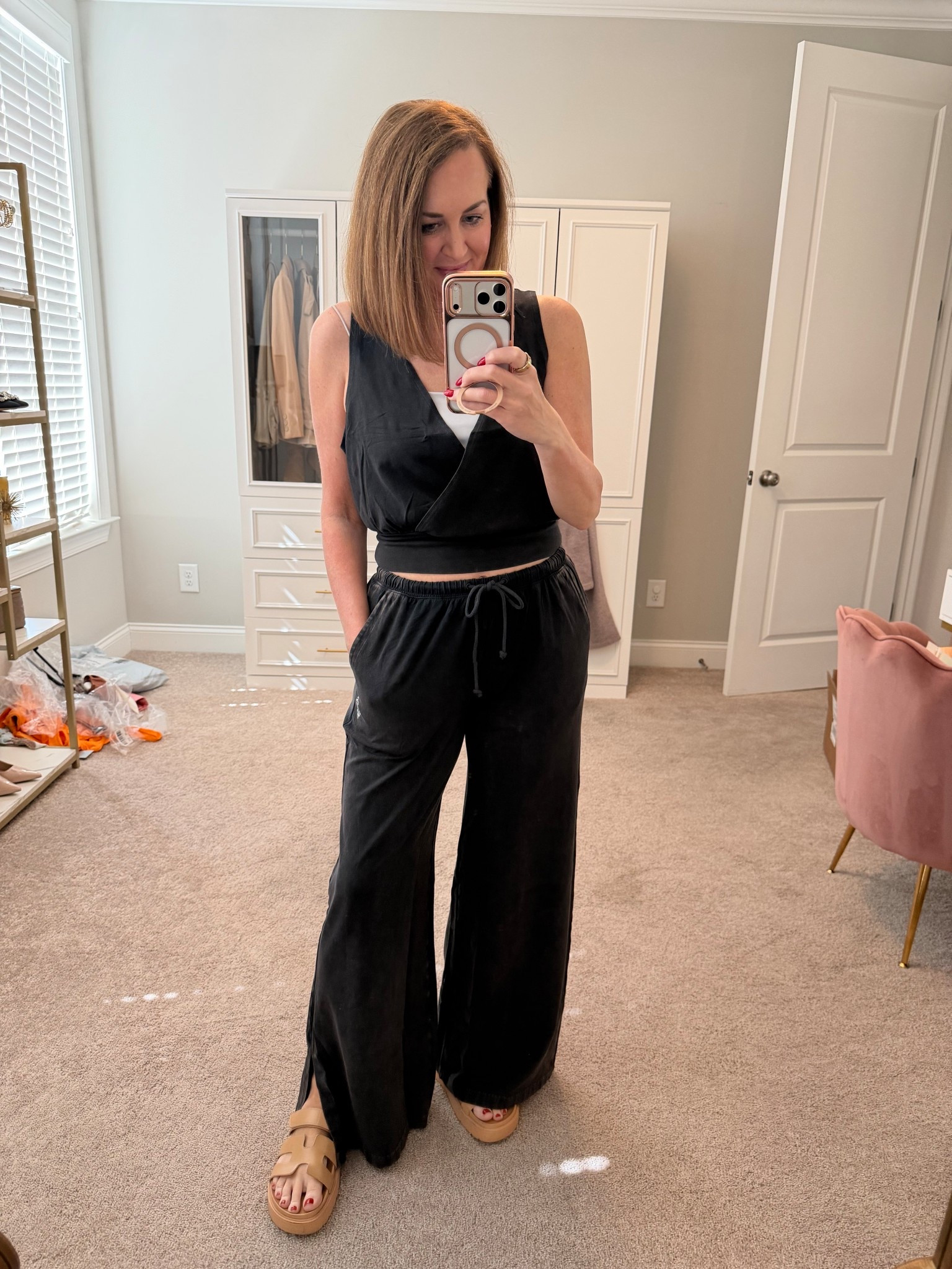 Free people hot shot set
FP Movement set
Size small


#LTKOver40 #LTKSeasonal #LTKActive