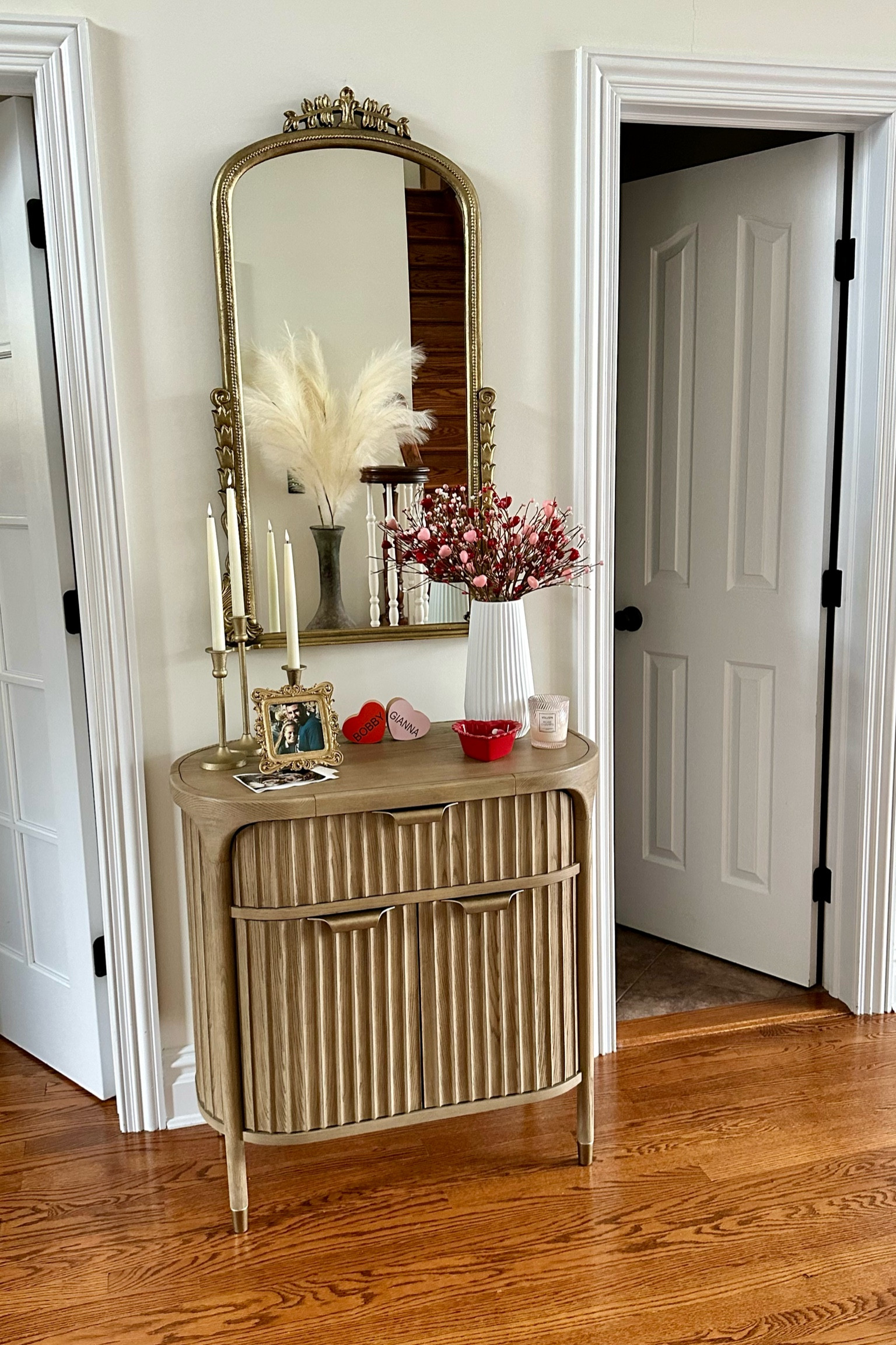 Valentine’s Day home decor

#LTKfindsunder50 #LTKSeasonal #LTKhome