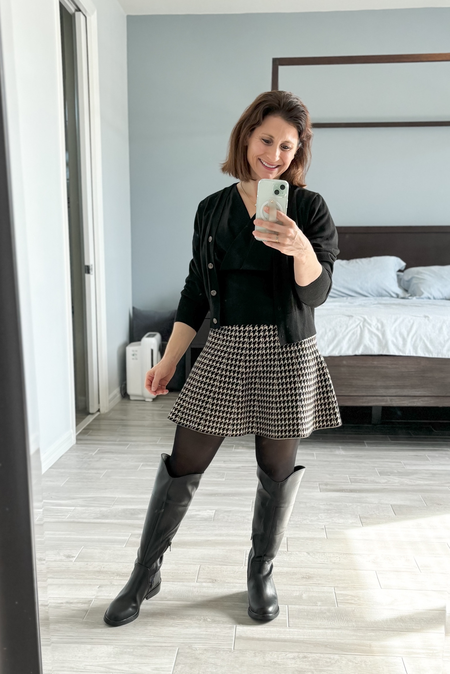 my boots are on sale for 30% off.

Perfect boots that work for wide calves and feet! Affordable price as well. 

Petite style #petitestyle 

#LTKshoecrush #LTKworkwear #LTKSeasonal