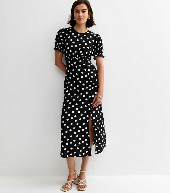 Black Crepe Polka Dot Short Sleeve Midi Dress | New Look | New Look (UK)