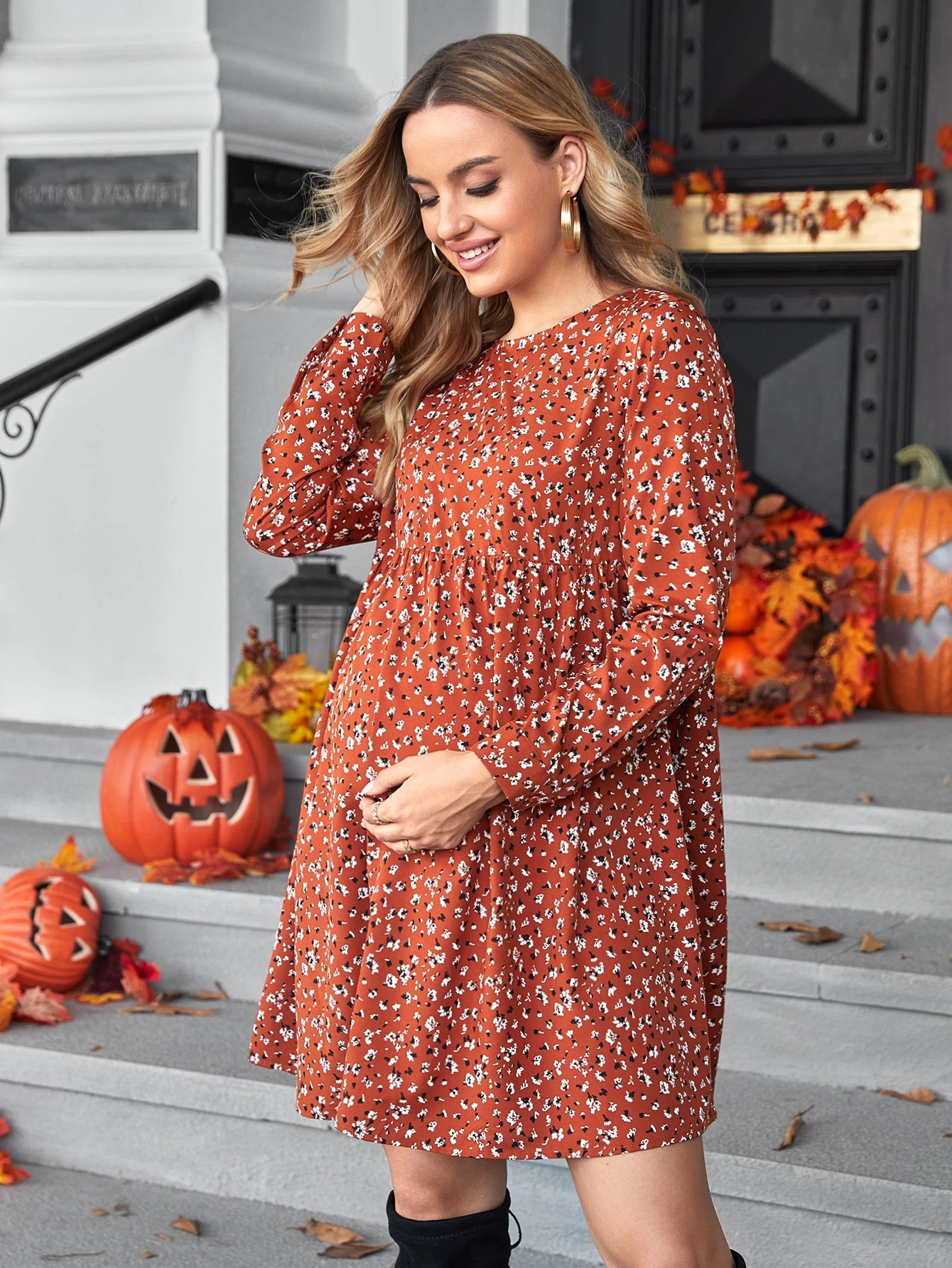 SHEIN Maternity Ditsy Floral Smock Dress Without Belt
   SKU: sa2207223412811161     US$14.00    ... | SHEIN