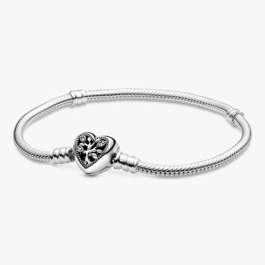 Pandora Snake Chain Sterling Silver Bracelet And Heart Clasp, Size 19 cm | Jomashop.com & JomaDeals.com