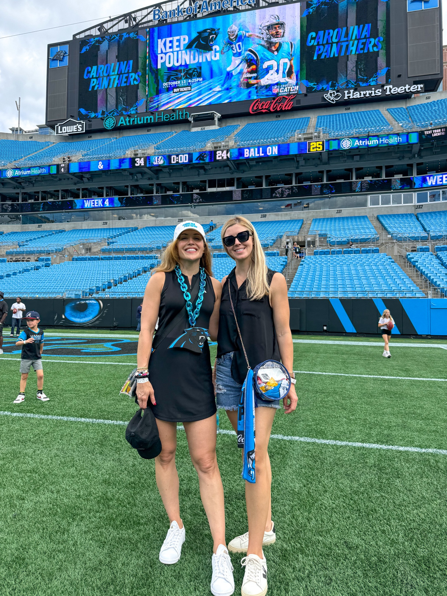 It’s always a good idea to be comfortable at a sporting event! I’m in a small in the dress! 

#LTKFitness #LTKActive #LTKFindsUnder100