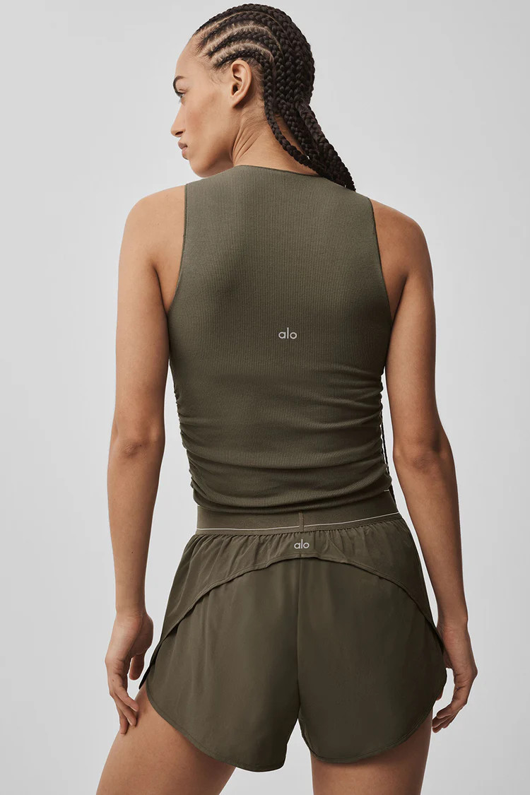 Ribbed En Pointe Tank | Alo Yoga (US)