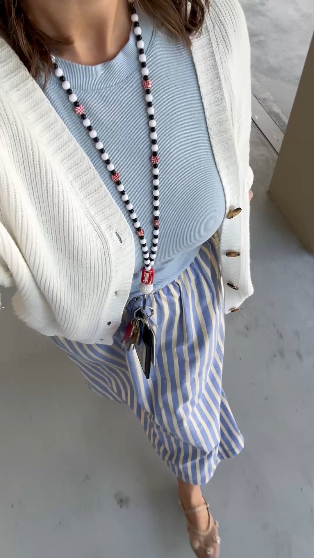 ootd- loving this linen skirt and of course my favorite ribbed tee 🤩💙

Medium in everything 

#LTKWorkwear #LTKStyleTip #LTKMidsize