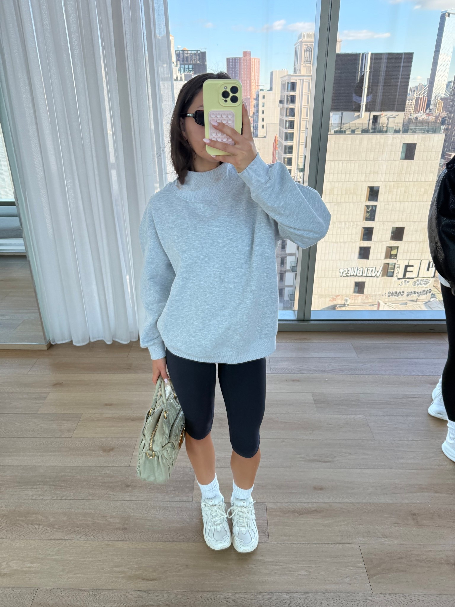 Off to Pilates! #pilates #setactive #nyc 


#LTKfitnessgoals #LTKdayinmylife #LTKootd