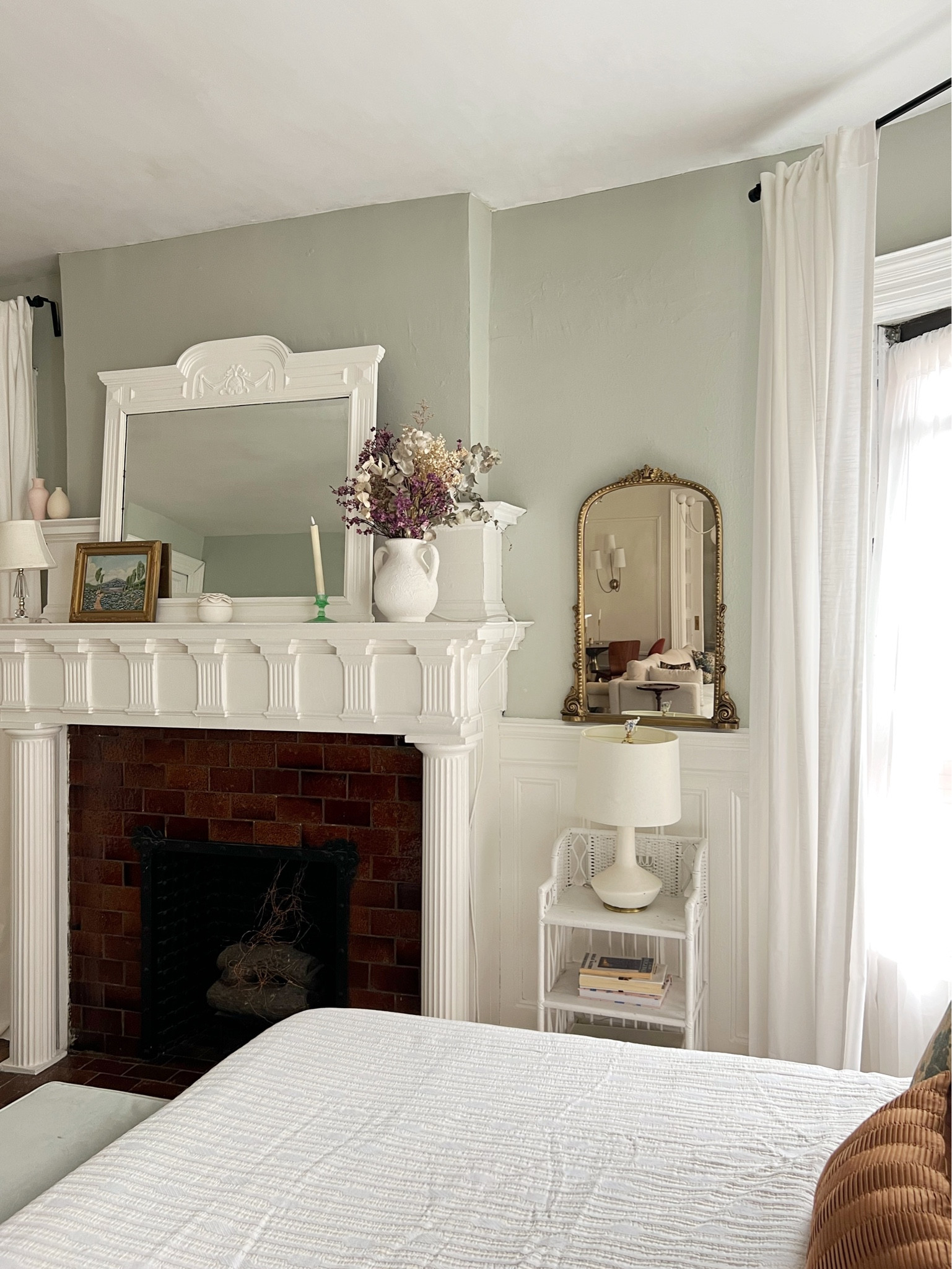 Bedroom decor 


Gold mirror, jug vase, fall florals, linen curtains, sheer curtains 

#LTKFind #LTKstyletip #LTKhome