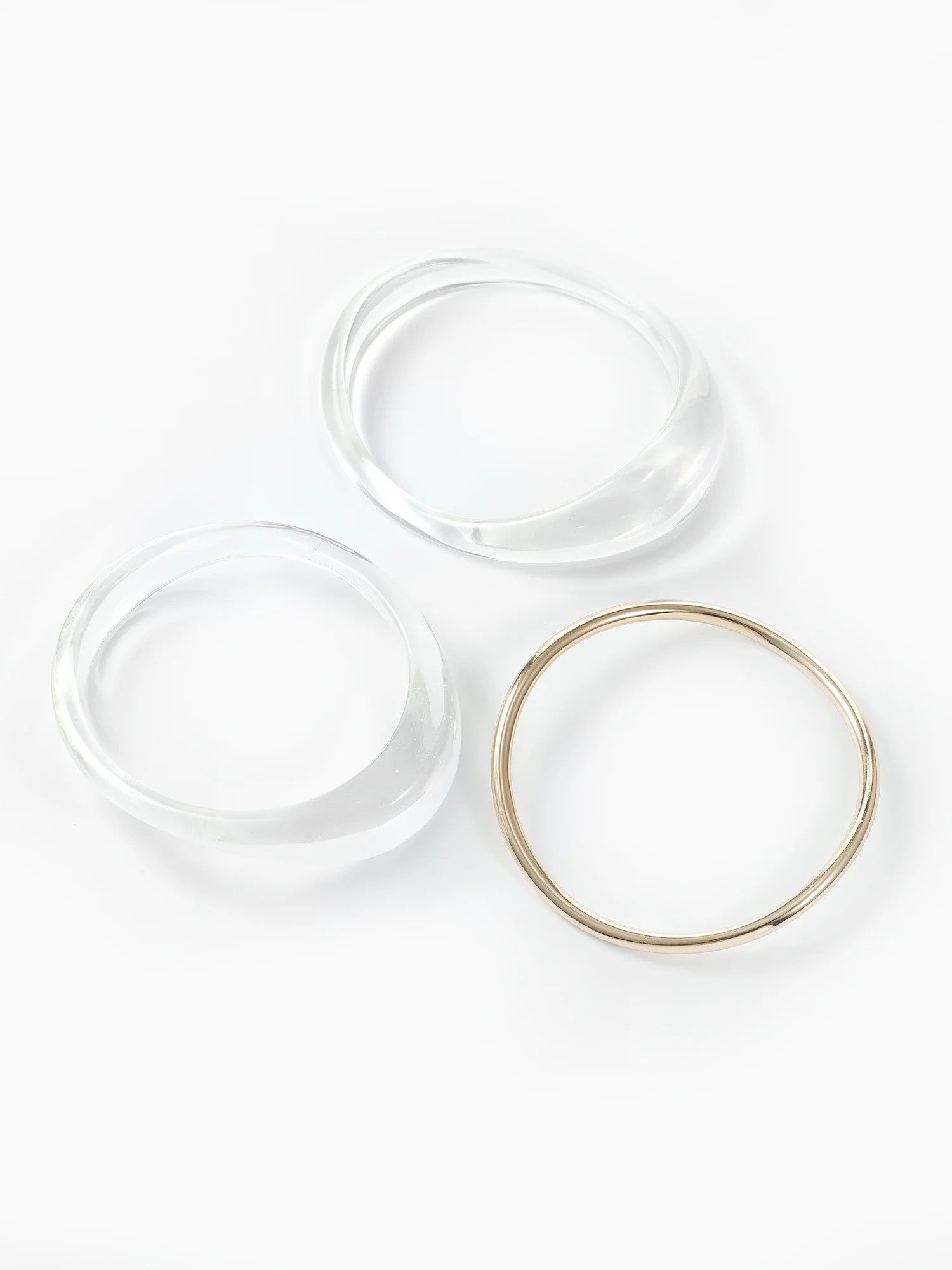Scoop Women's Gold Tone & Acrylic Sculpted Bangle Bracelets, 3 Pieces | Walmart (US)