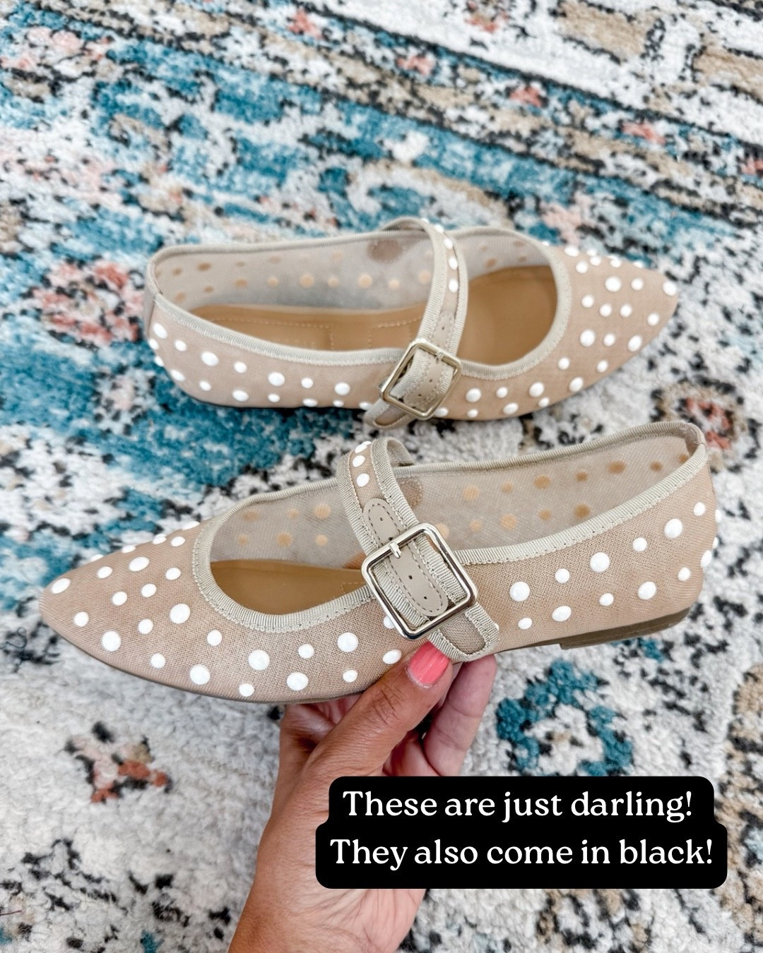 Adorable embellished flats 
Runs true to size 

#LTKShoeCrush #LTKFindsUnder50 #LTKWorkwear