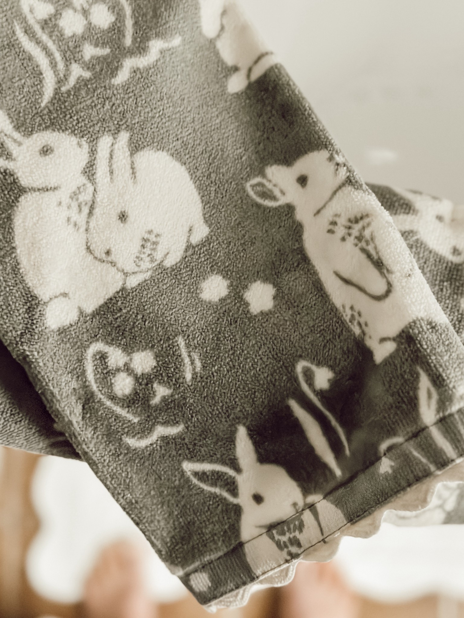 The most charming hand towels to refresh your bathroom for spring.

#LTKHome #LTKFindsUnder50 #LTKSeasonal