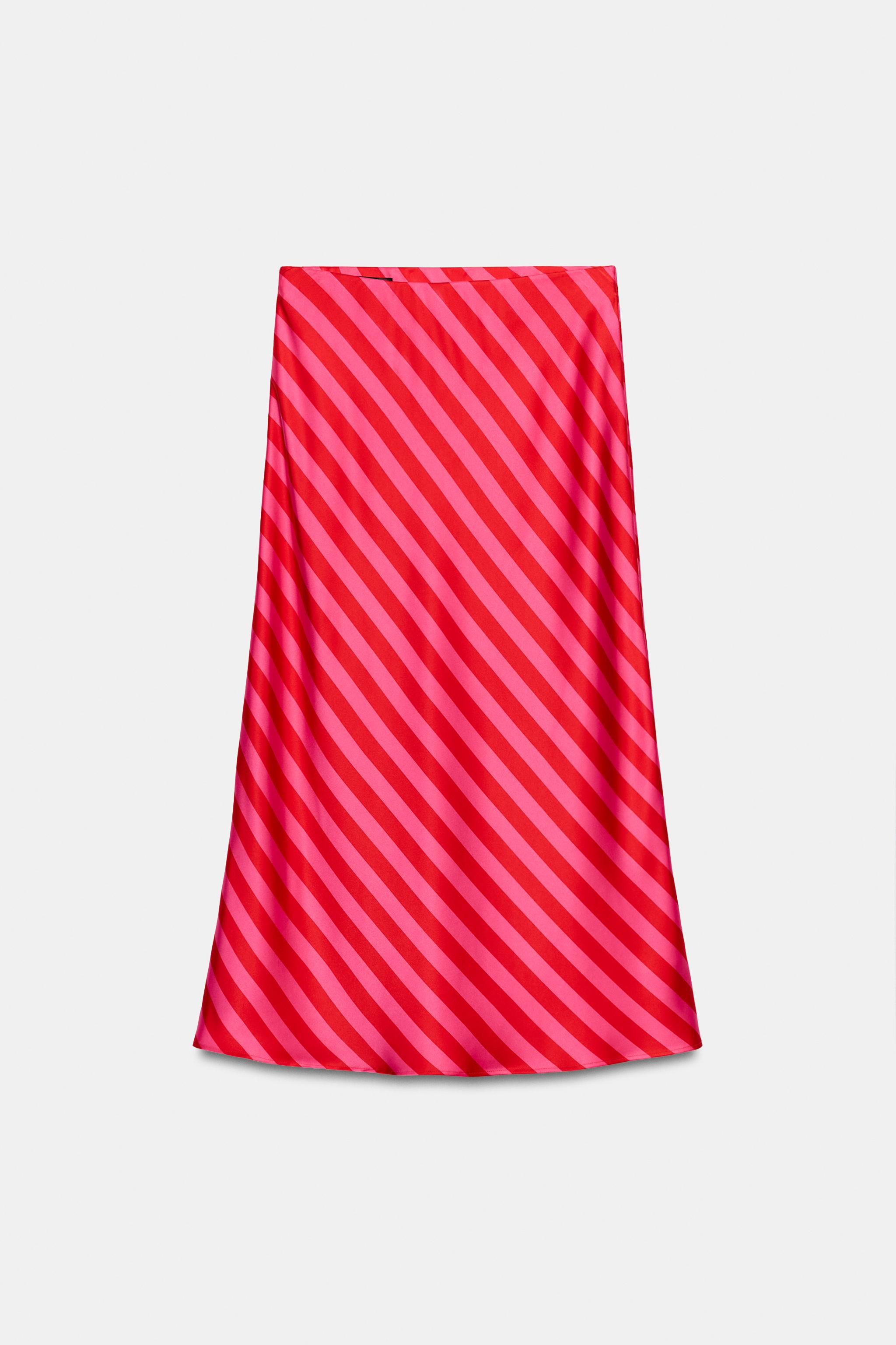 Model height: 170 cmFlowing skirt with an elasticated waistband. | Zara US
