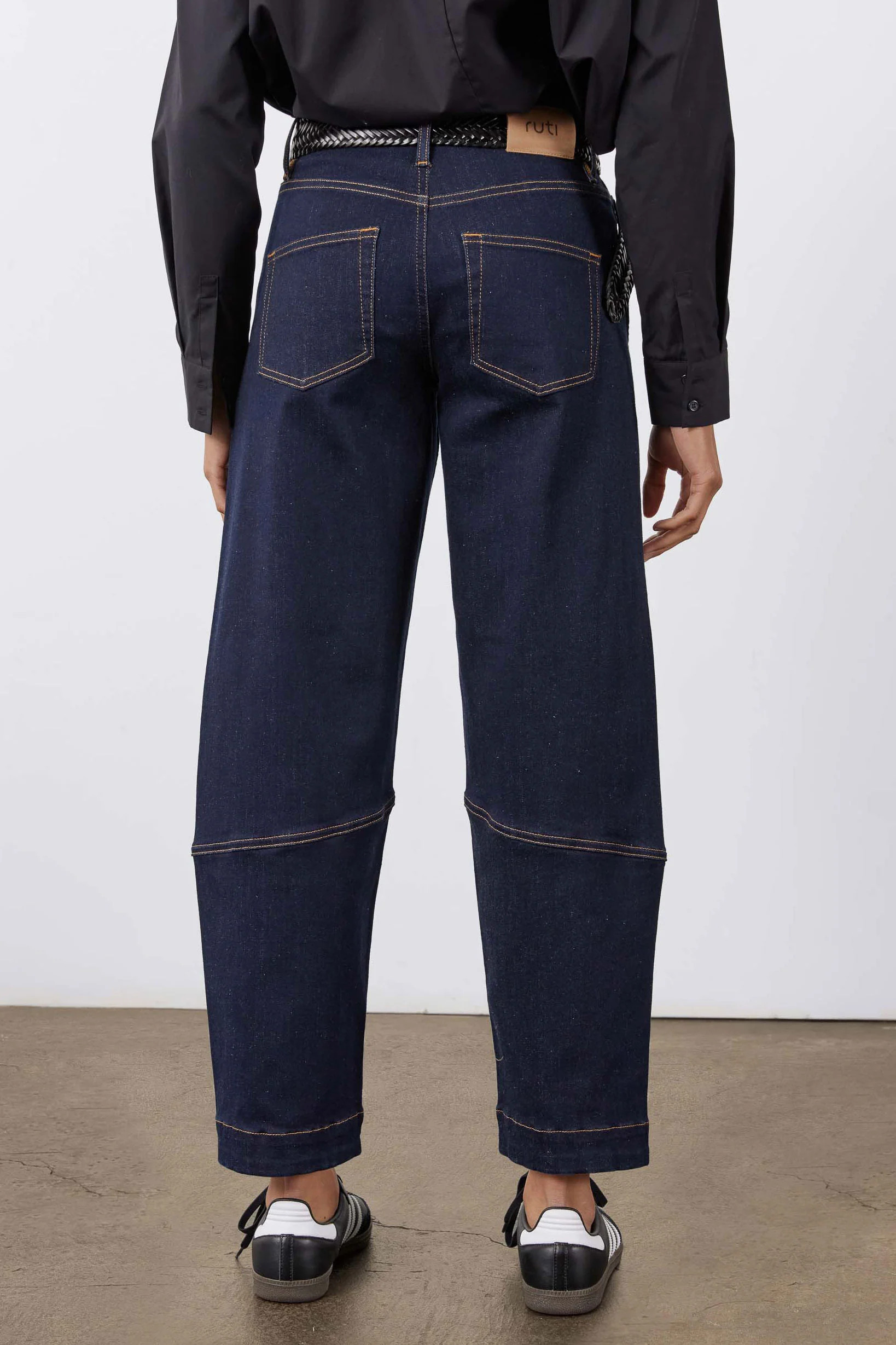 The Ultimate Barrel Leg Jeans 2.0 | Ruti