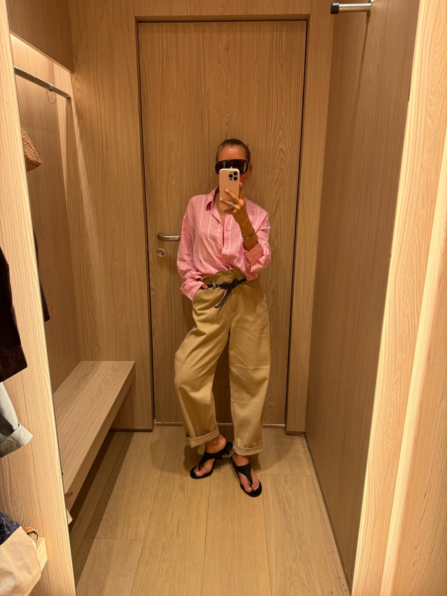 Beige and rose

#LTKdeutschland #LTKeurope #LTKshoes