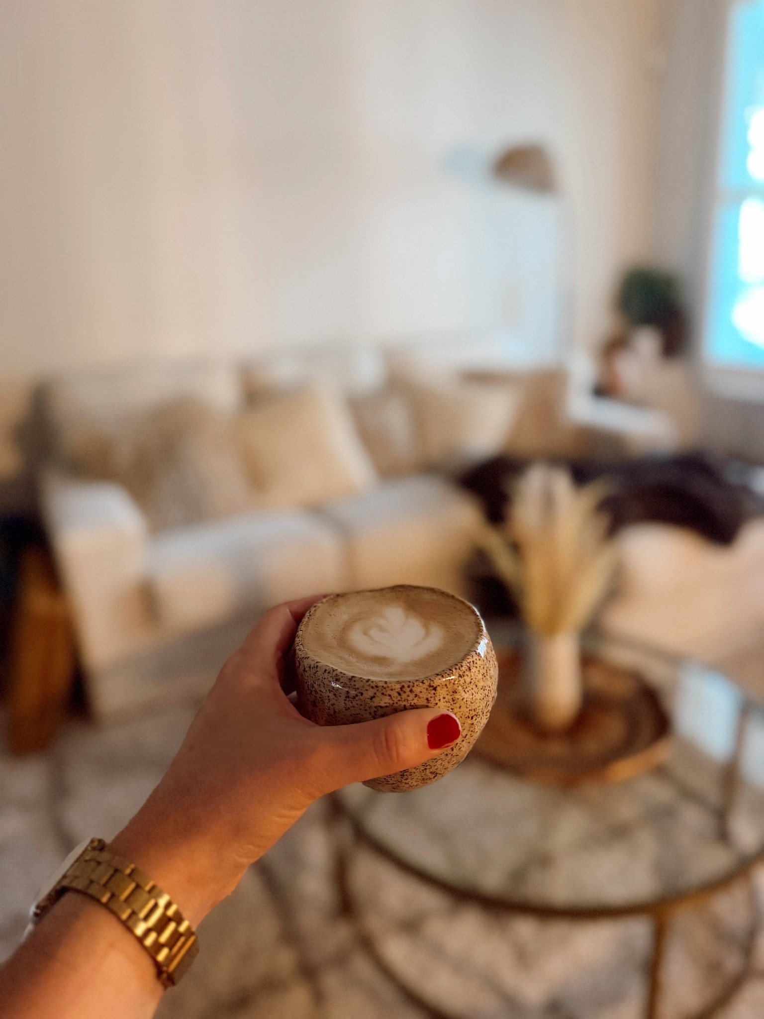 coffee always tastes better homemade and handmade ☕️ #ceramics #buylocal #coffee

#LTKdayinmylife #LTKmorningroutine
