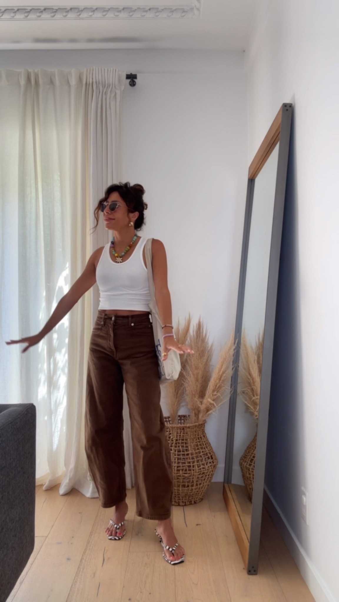 white tank outfit with barrel jeans and kitten heels 

#LTKShoeCrush #LTKPetite #LTKStyleTip