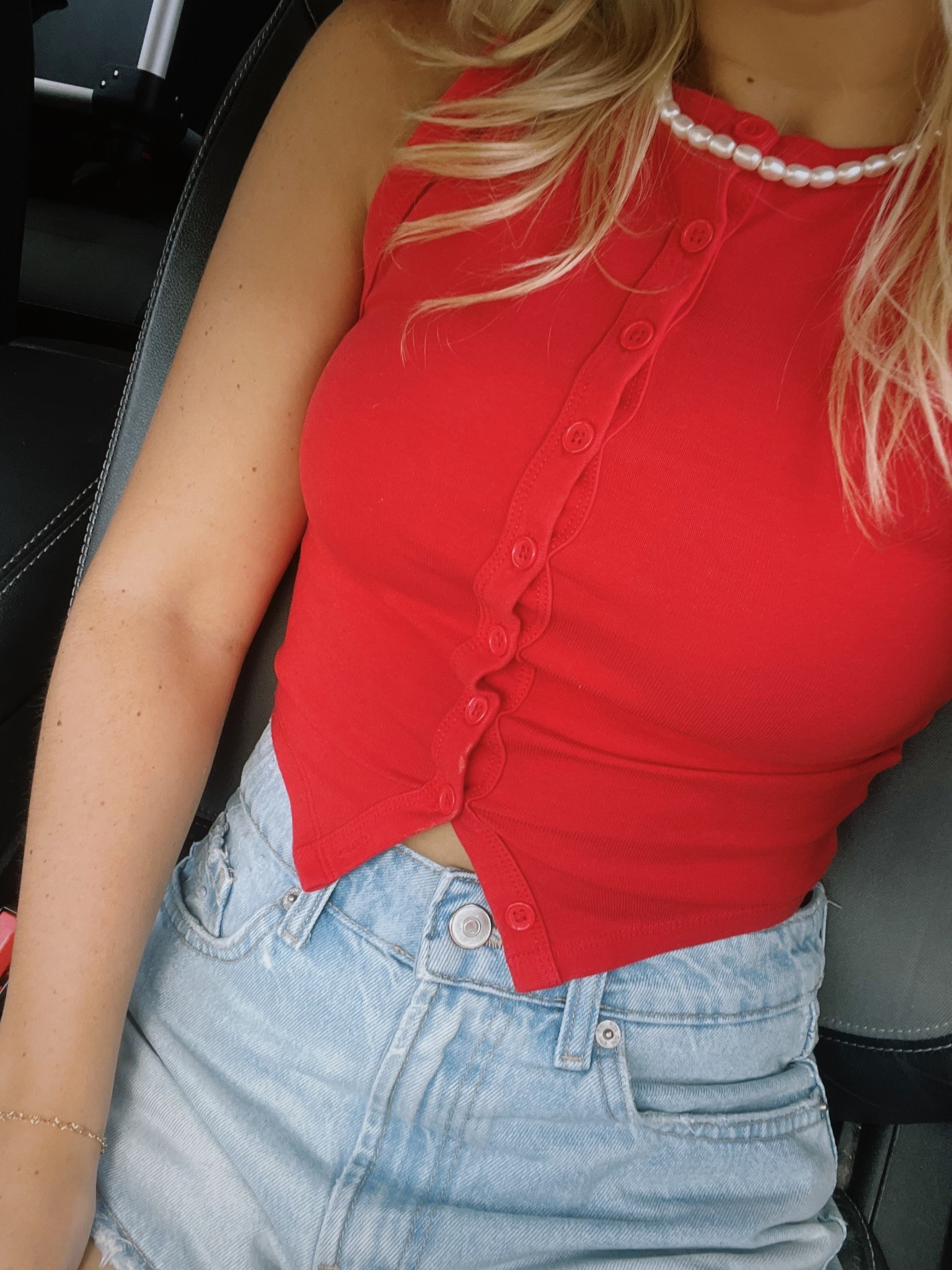 red white & blue all week long !! 🇺🇸


#LTKStyleTip #LTKFindsUnder50 #LTKSeasonal