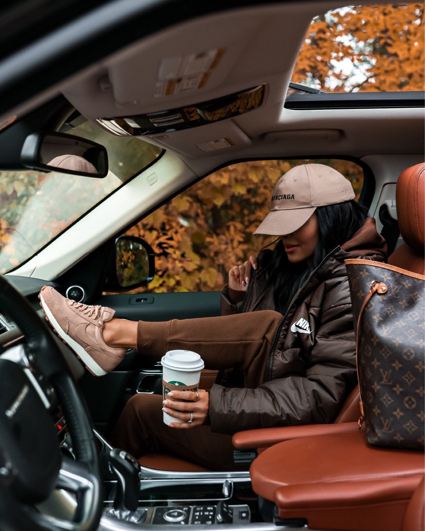 Casual fall outfit / weekend outfit ideas
Nike brown sweatshirt
Nike neutral sneakers
Nike brown puffer jacket  

#LTKSeasonal #LTKActive #LTKFindsUnder100