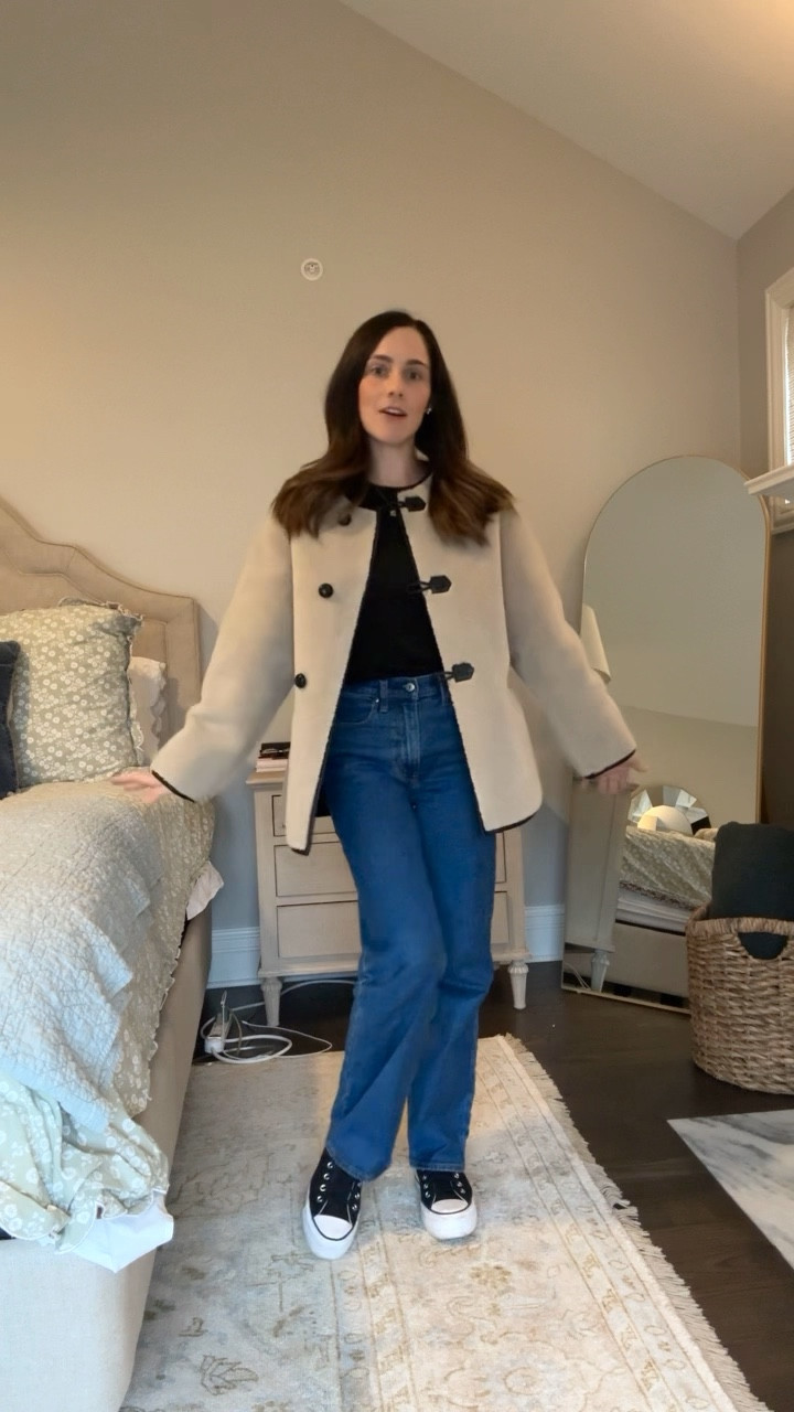 Easy mom outfit featuring relaxed fit 90s jeans and converse

#LTKfindsunder100 #LTKstyletip