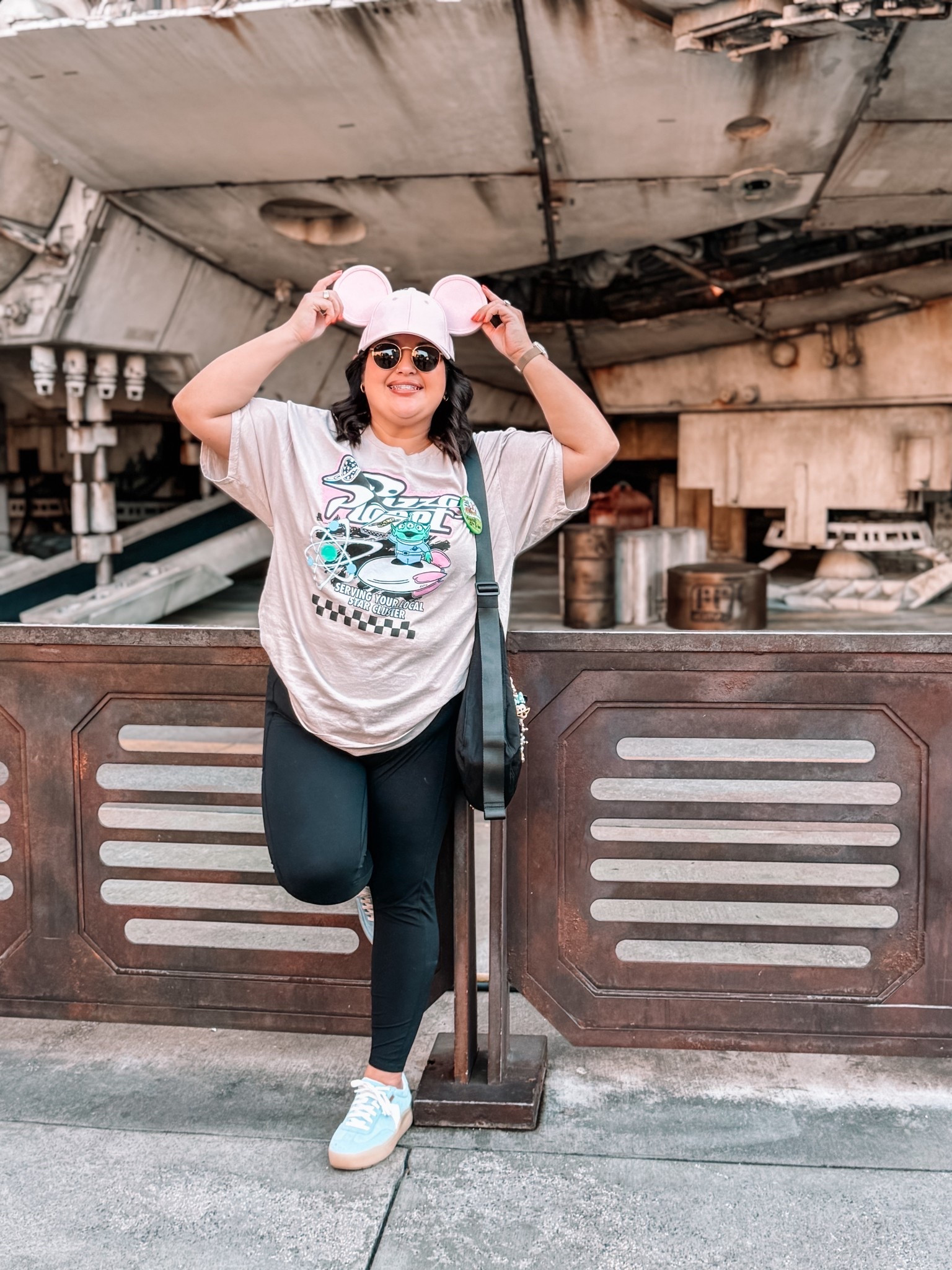 Hollywood Studios outfit ✨
Disney park outfit, Hollywood Studios style, midsize Disney look, comfy theme park outfit, graphic tee outfit, black leggings, Mickey ears, crossbody bag, casual Disney style, park day sneakers, Disney mom outfit, Star Wars vibe, all-day walking outfit.

#LTKMidsize #LTKootd #LTKdayinmylife