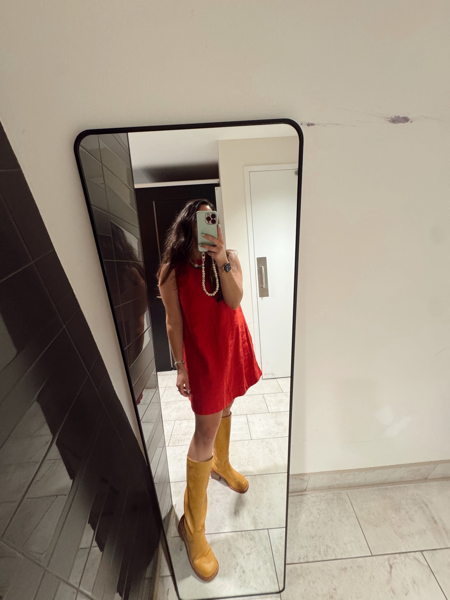 Easy linen dresses to get me through the rest of this hot summer 🤌🏻

