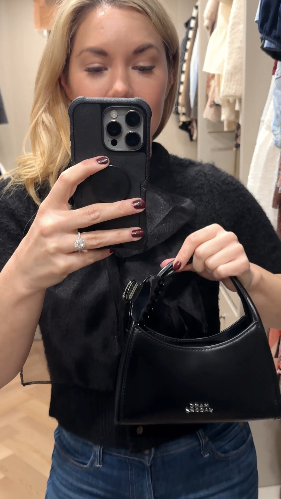 The famous claw clip bag 🫶🏻

Bow top (runs tts)
Perfect straight leg jean (runs tts)

#LTKSeasonal #LTKgrwm #LTKFindsUnder100