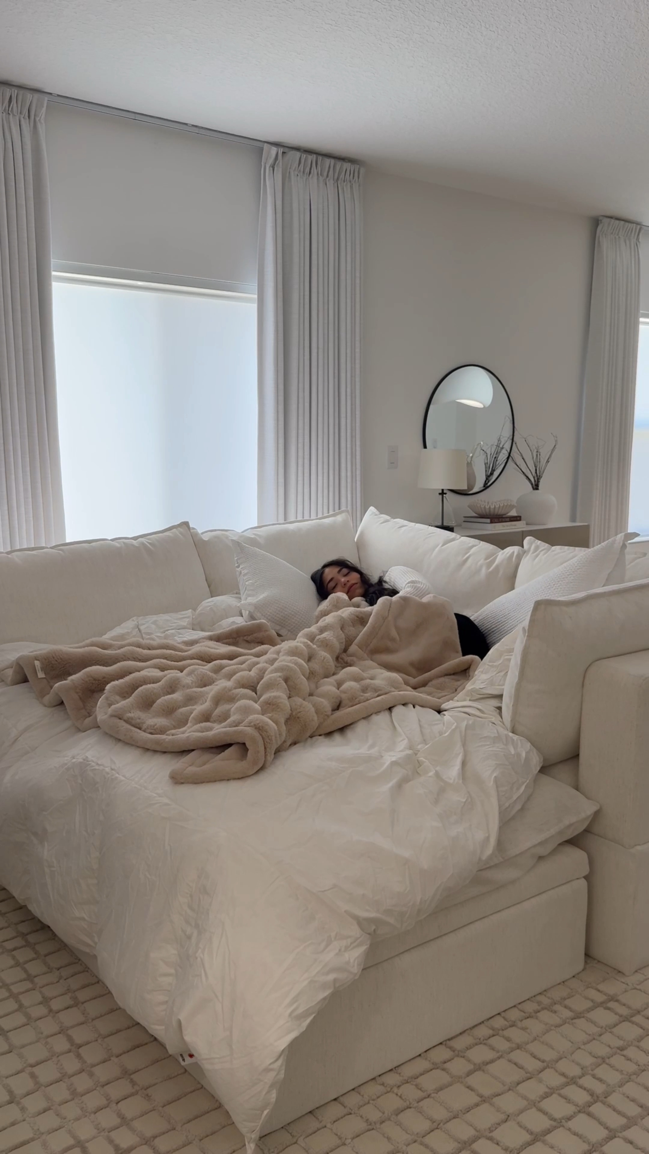 The best couch| sand color☁️🤍🪽

#LTKU #LTKSaleAlert #LTKHome