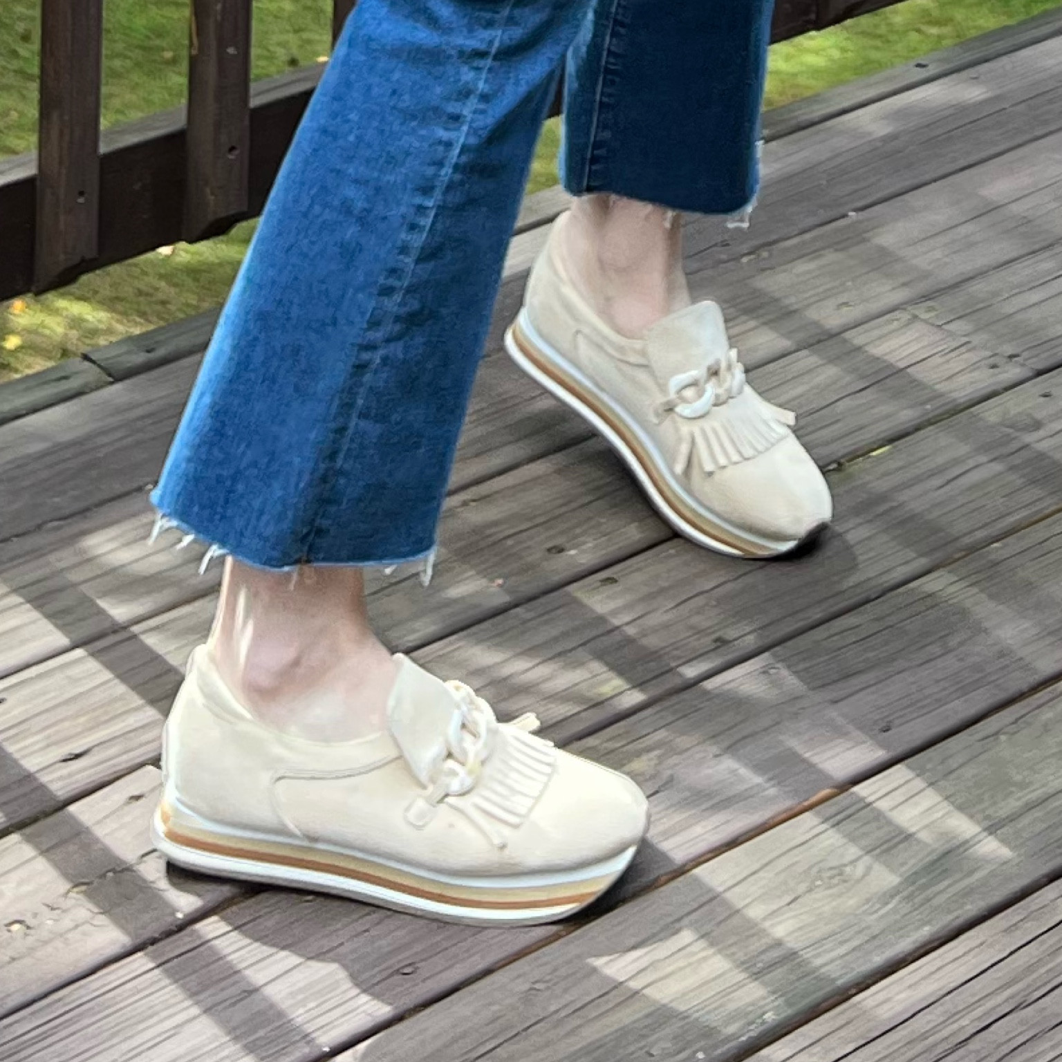 I love these platform sneaker loafers! They only come in whole sizes and I got my true size. I usually wear my no show socks with them, sometimes no socks. 

A few people have said they slip on the heel, but that’s because the platform sole doesn’t bend like a normal shoe in the middle. That never bothered me. 

These are comfortable for all day wear!