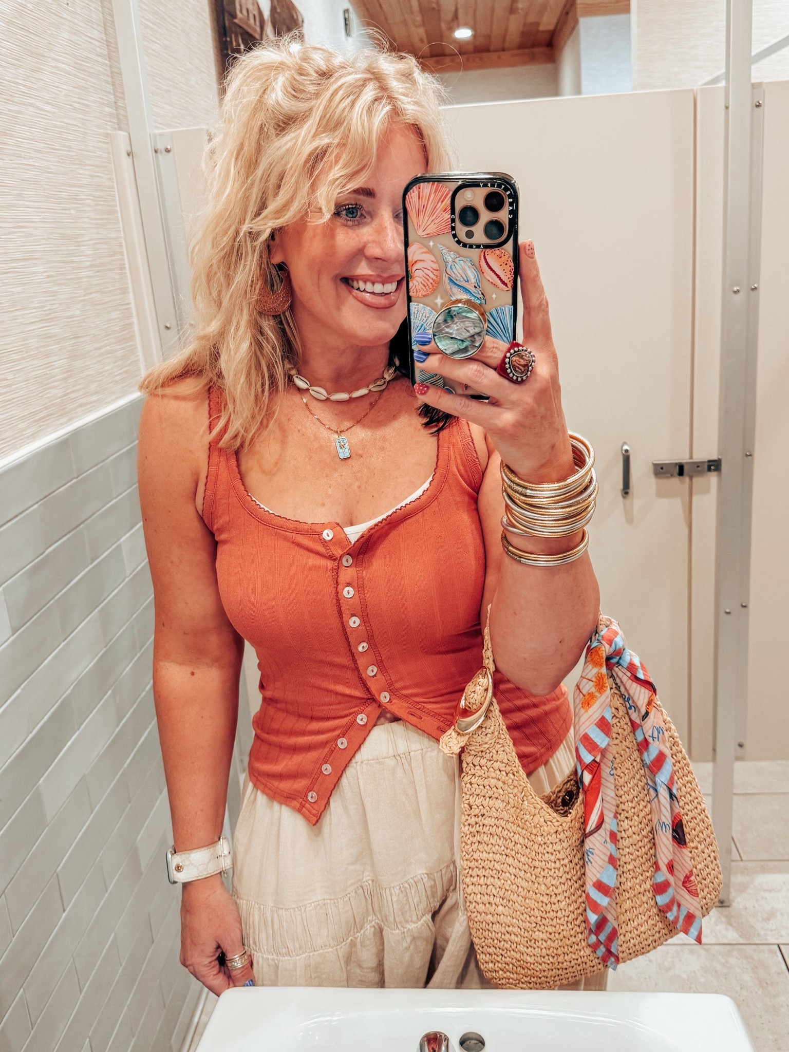 My fit tonight for dinner. 🐚🌴
Tank - M 
Pants are old and from free people 
Palm necklace is @shopbeljoy save with code MANDIE25 

#LTKStyleTip #LTKFindsUnder50 #LTKOver40