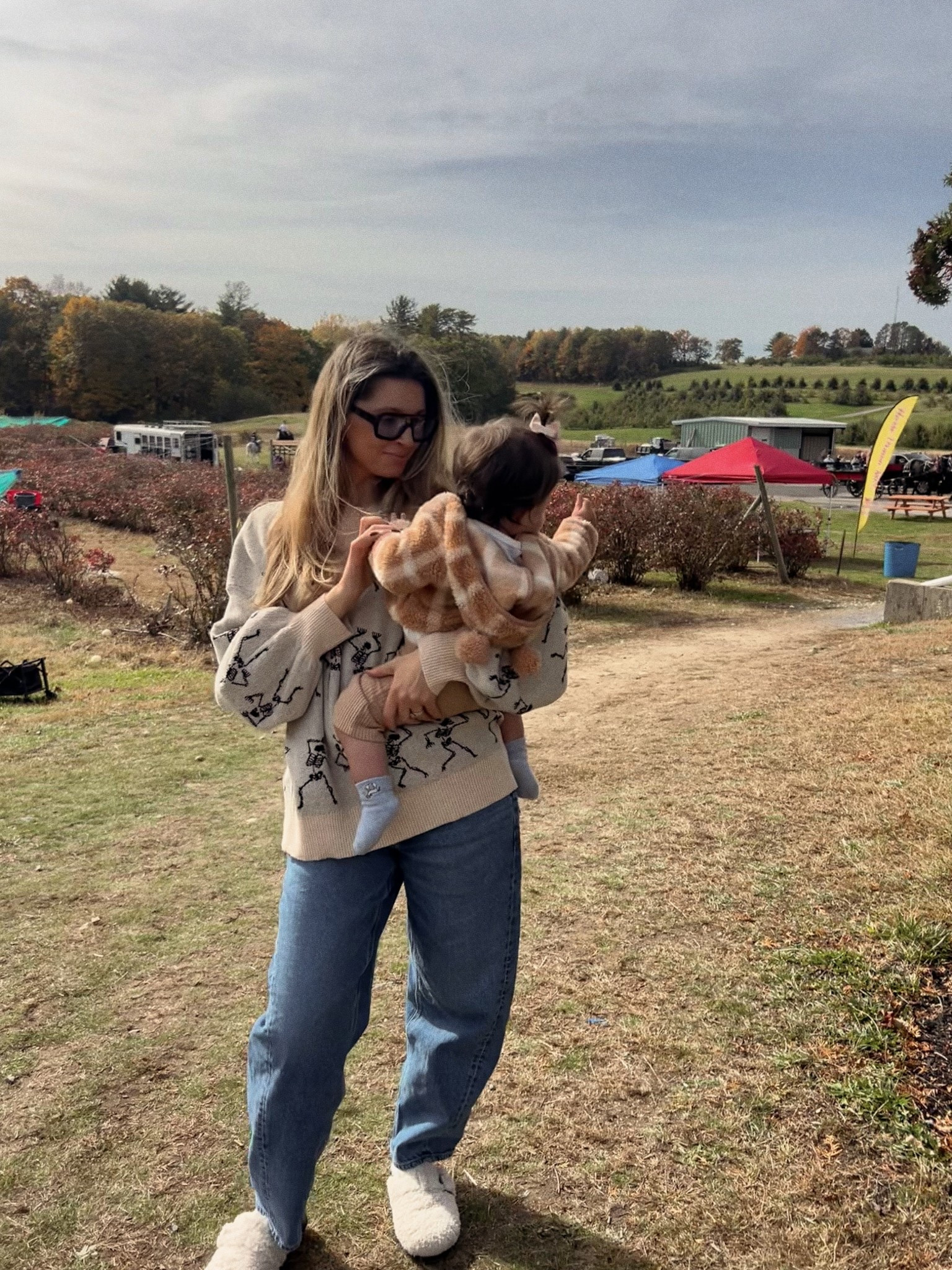 Fall with my mini 🎀🍂


#LTKSeasonal #LTKHalloween #LTKBaby