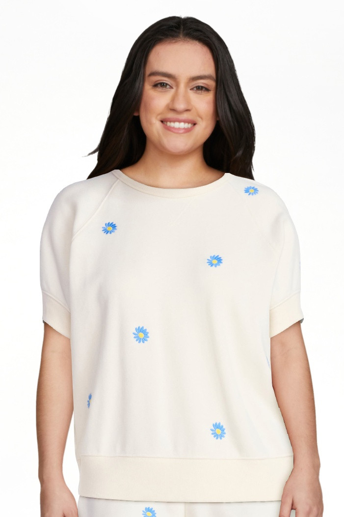 Free Assembly Women's Raglan Sweatshirt with Short Sleeves, Sizes XS-XXL | Walmart (US)
