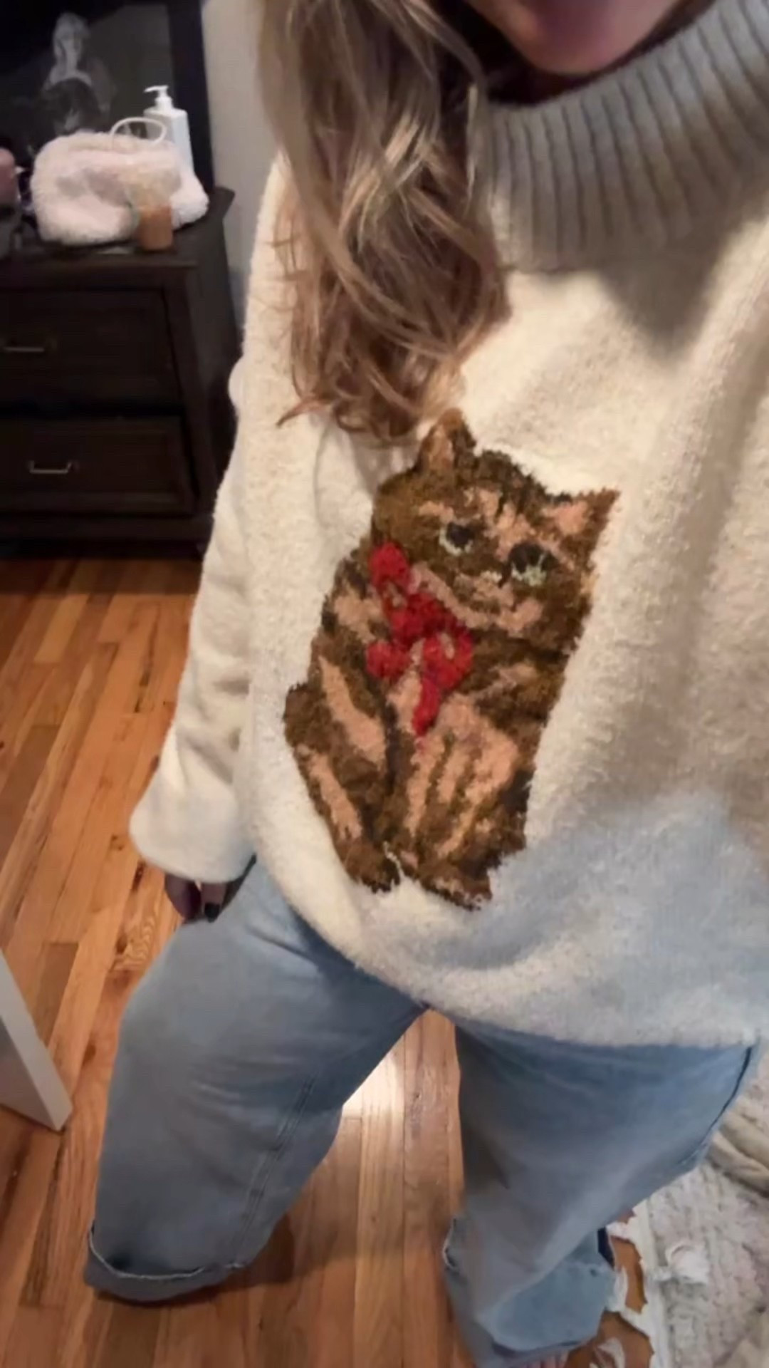 Sweater with cat 
Holiday cozy casual 
Brunch look 

#LTKSaleAlert #LTKootd #LTKHoliday