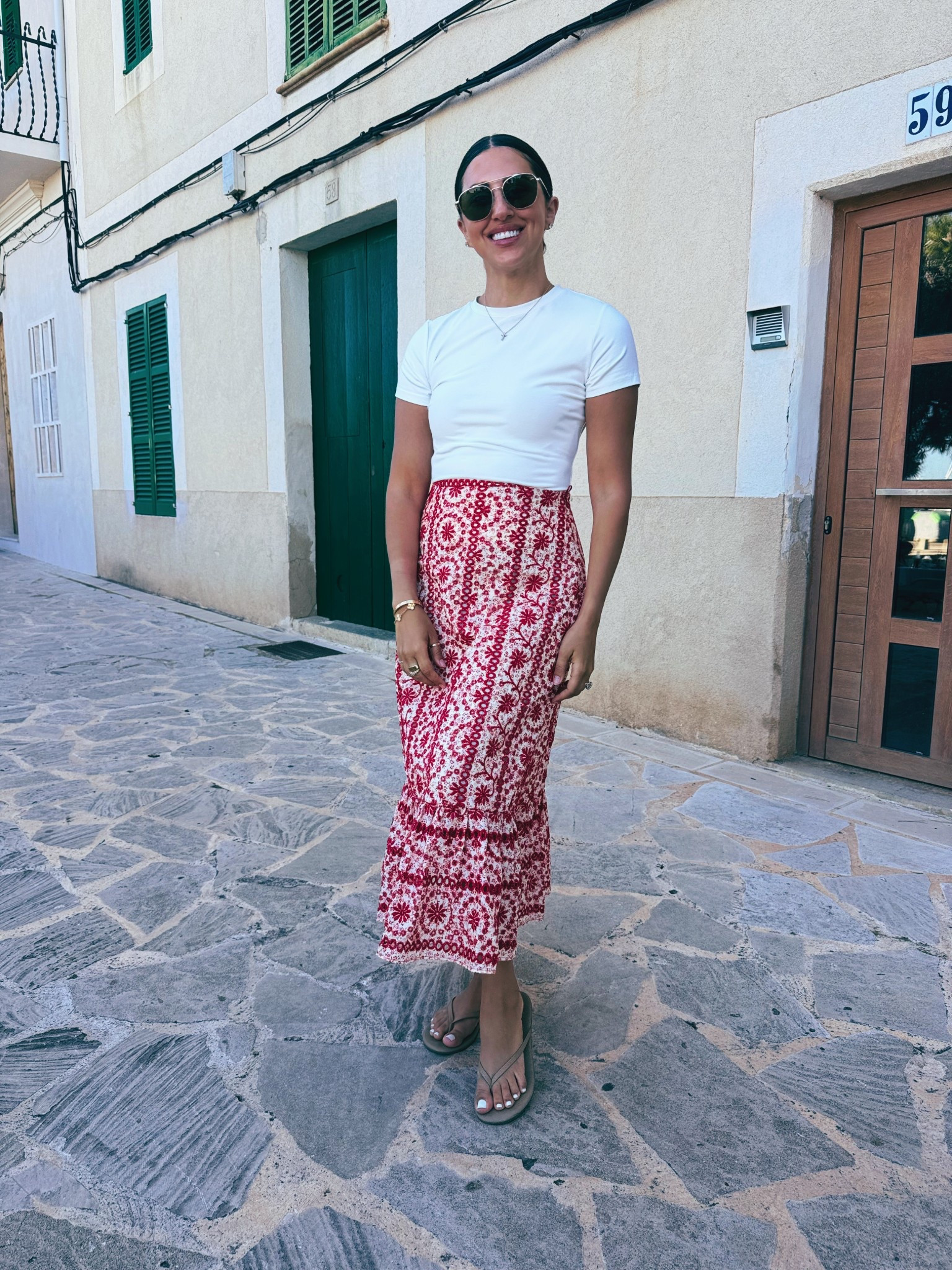 Top: small
Bottom: small

A good basic top is a must! Easy way to style this stunning midi skirt. The embroidery is beautiful but the length is comfy for running around in?

Dressupbuttercup.com #dressupbuttercup #dederaad 

#LTKSummerEdit #LTKTravel #LTKStyleTip