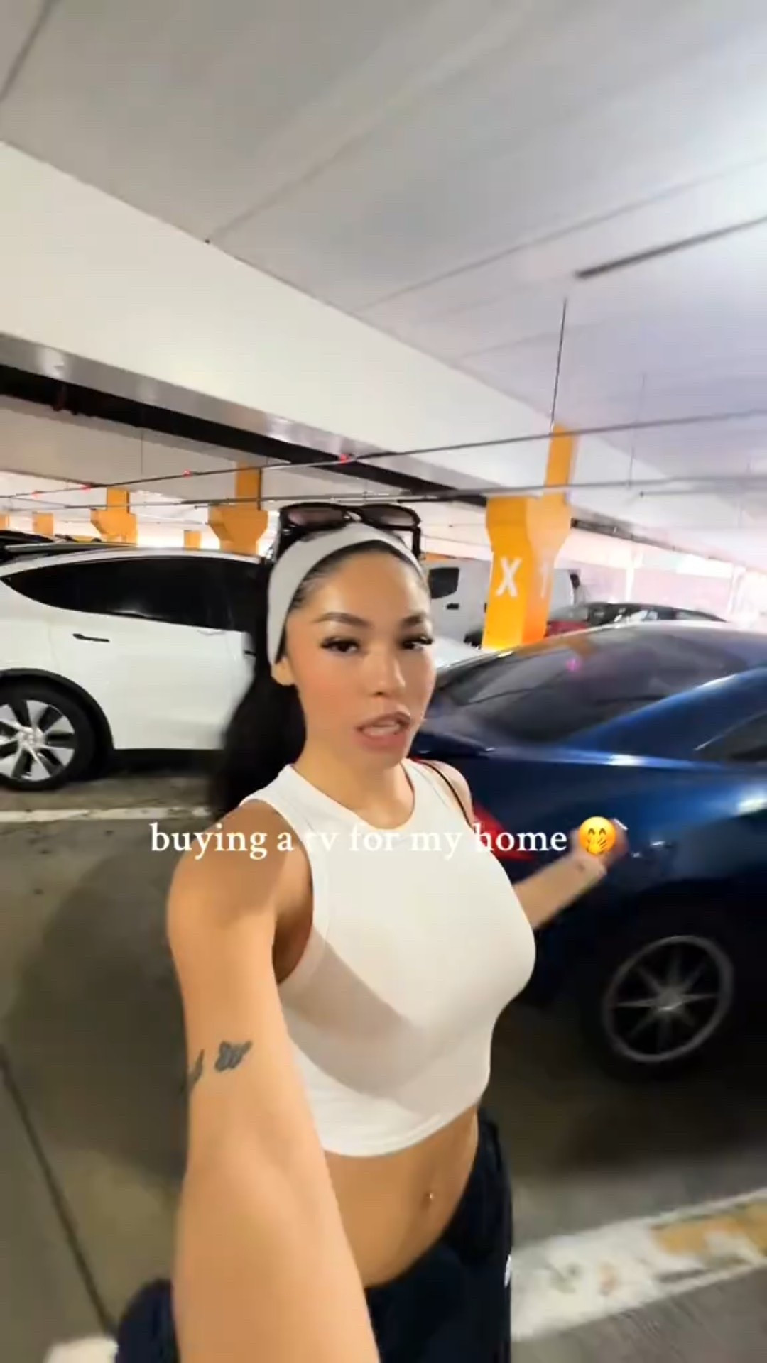 Outfit to buy a new tv!

#LTKActive #LTKHome #LTKFamily