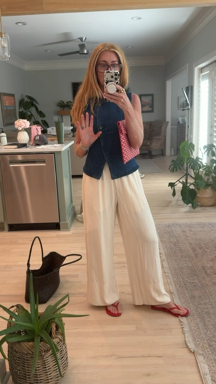 OOTD these pants are so good and come in a ton of colors!

#LTKdayinmylife #LTKootd #LTKOver40