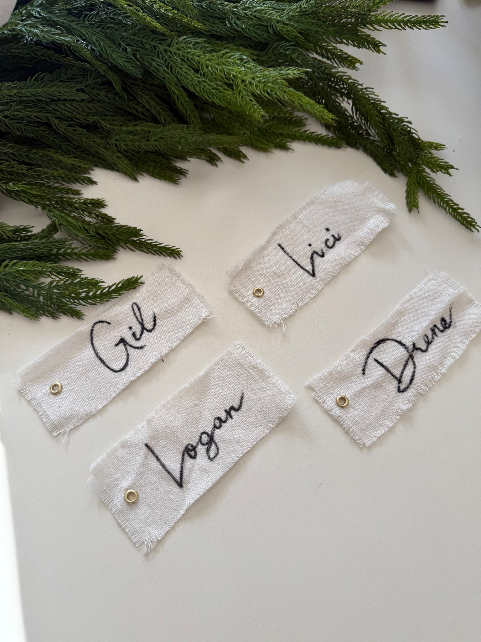 DIY name tags 

#LTKhome #LTKcanada #LTKholiday