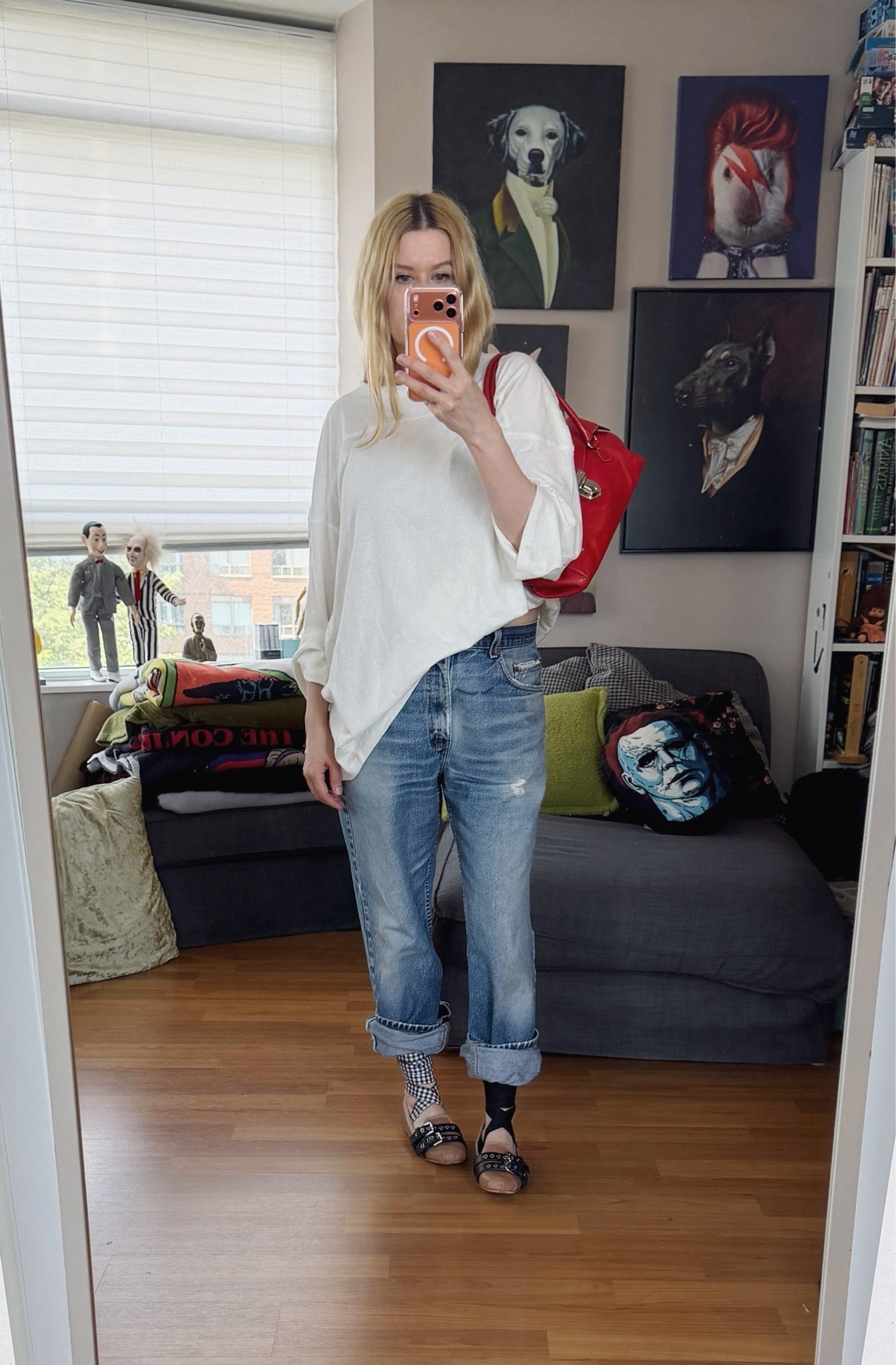 Last one and I’m caught up for the week. 
Jeans and bag are vintage, shoes preloaded.

#LTKcanada #LTKsummer #LTKstyletip