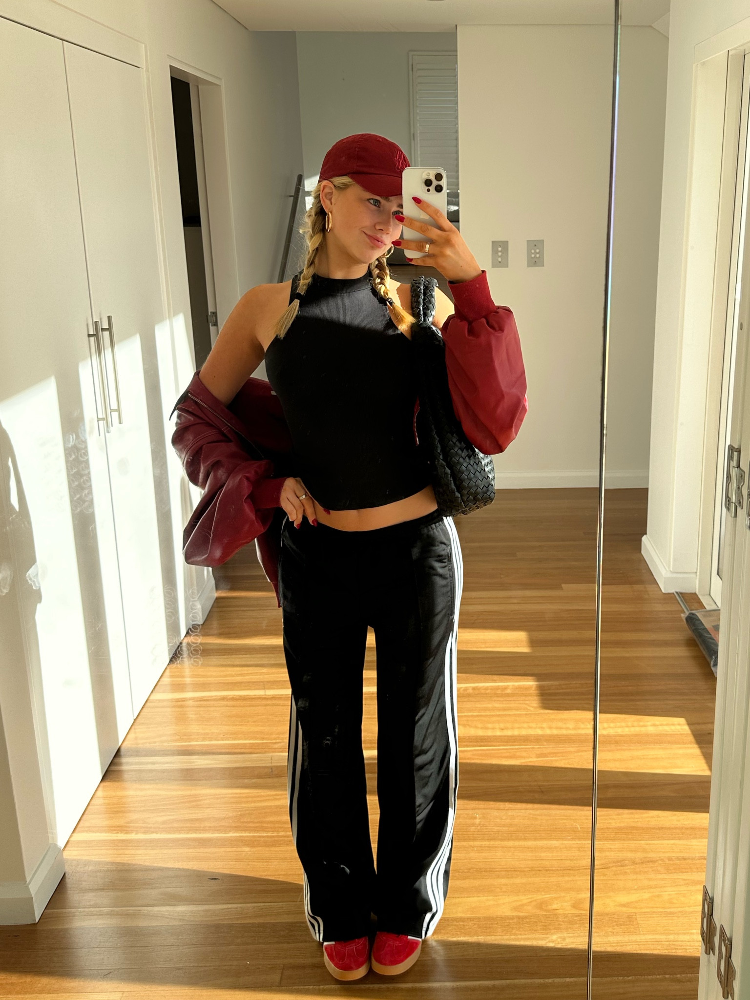 Top is skims but can’t find so I have linked a similar one! Jacket is “All for Mimi”. I wear a size M in pants xx 