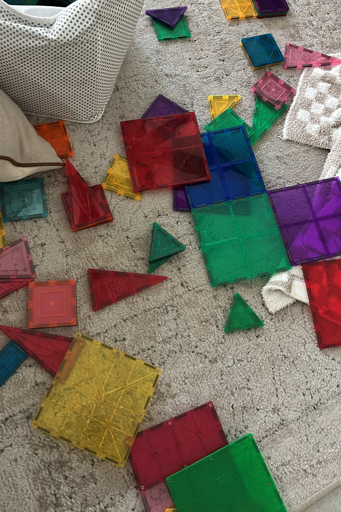 My #1 gift for kids 2+! If we didn’t have a million of these, they’d be getting more this year. 

Magnatiles, Picasso tiles, magnet building tiles, top toys for kids, favorite toy finds 

#LTKGiftGuide #LTKHoliday #LTKKids