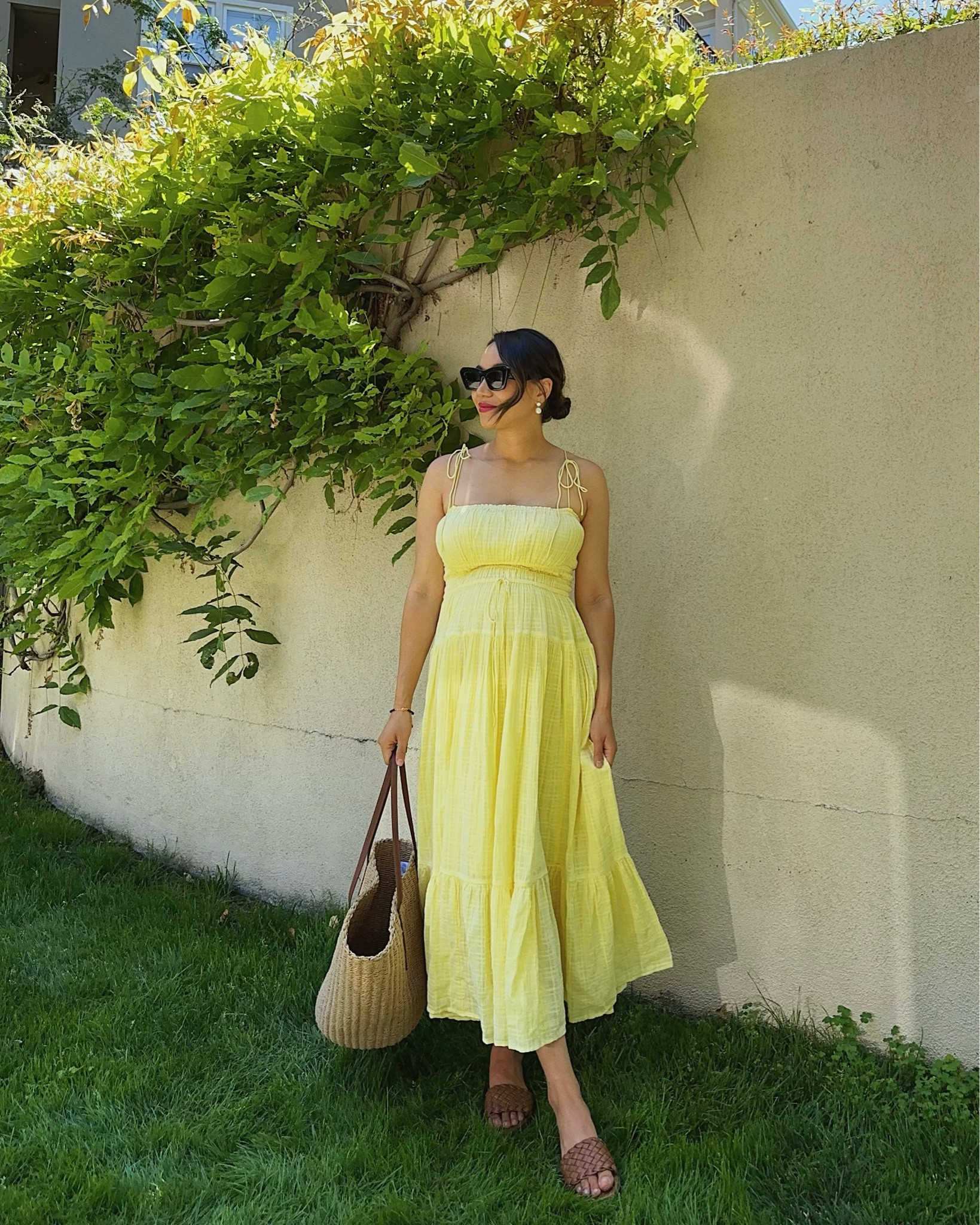Rounded up some summer selects from @jcrew 🍋 

Yellow summer dress - small, bump-friendly 
Straw tote 
Swimsuit size 4 for bump
Black linen dress size small


#LTKSaleAlert #LTKSeasonal #LTKBump