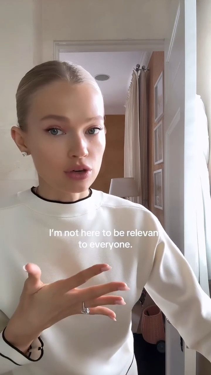 I know I’m not for everyone, and I’m finally okay with that. Just don’t try to make me smaller to fit your comfort ❤️

#mindset #honestmom #realtalk 

#LTKmorningroutine #LTKselfcare #LTKstorytime