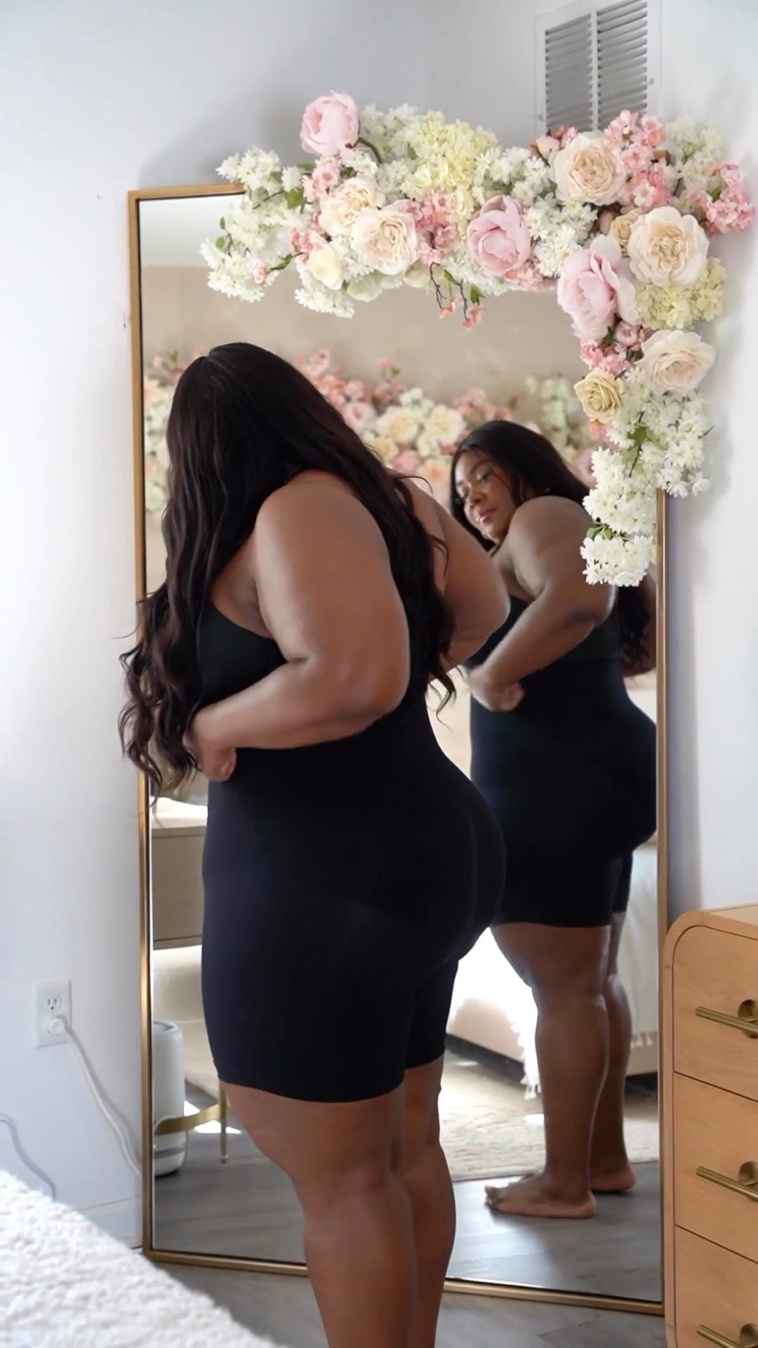 What’s Underneath Matters — wearing Lane Bryant Bra and Shapewear from Spanx (1X)

#plussize #shapewear 

#LTKFindsUnder100 #LTKBeauty #LTKPlusSize