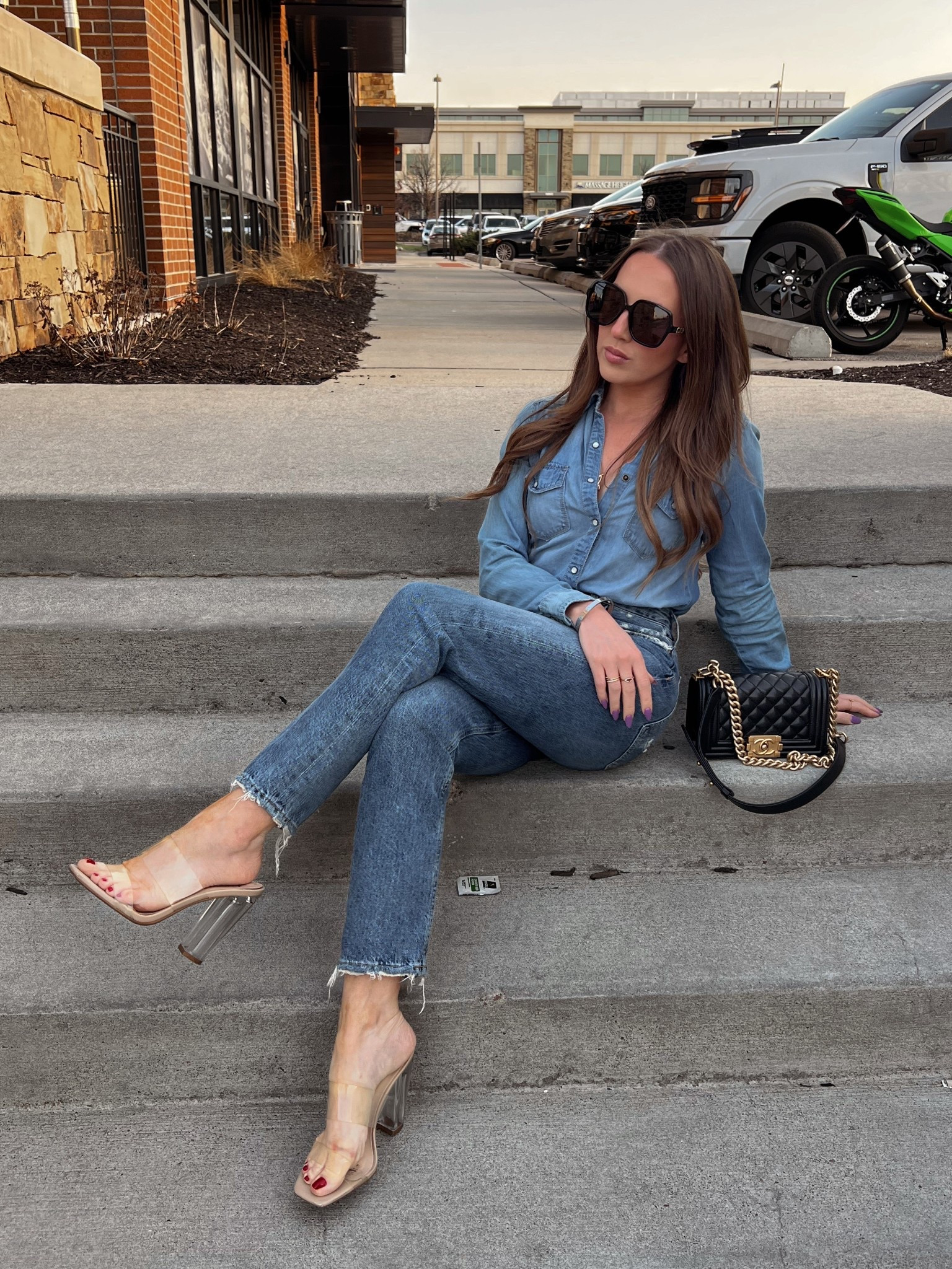 love a Canadian tuxedo!

Wearing XS in top and 24 in jeans 

#LTKPetite #LTKootd