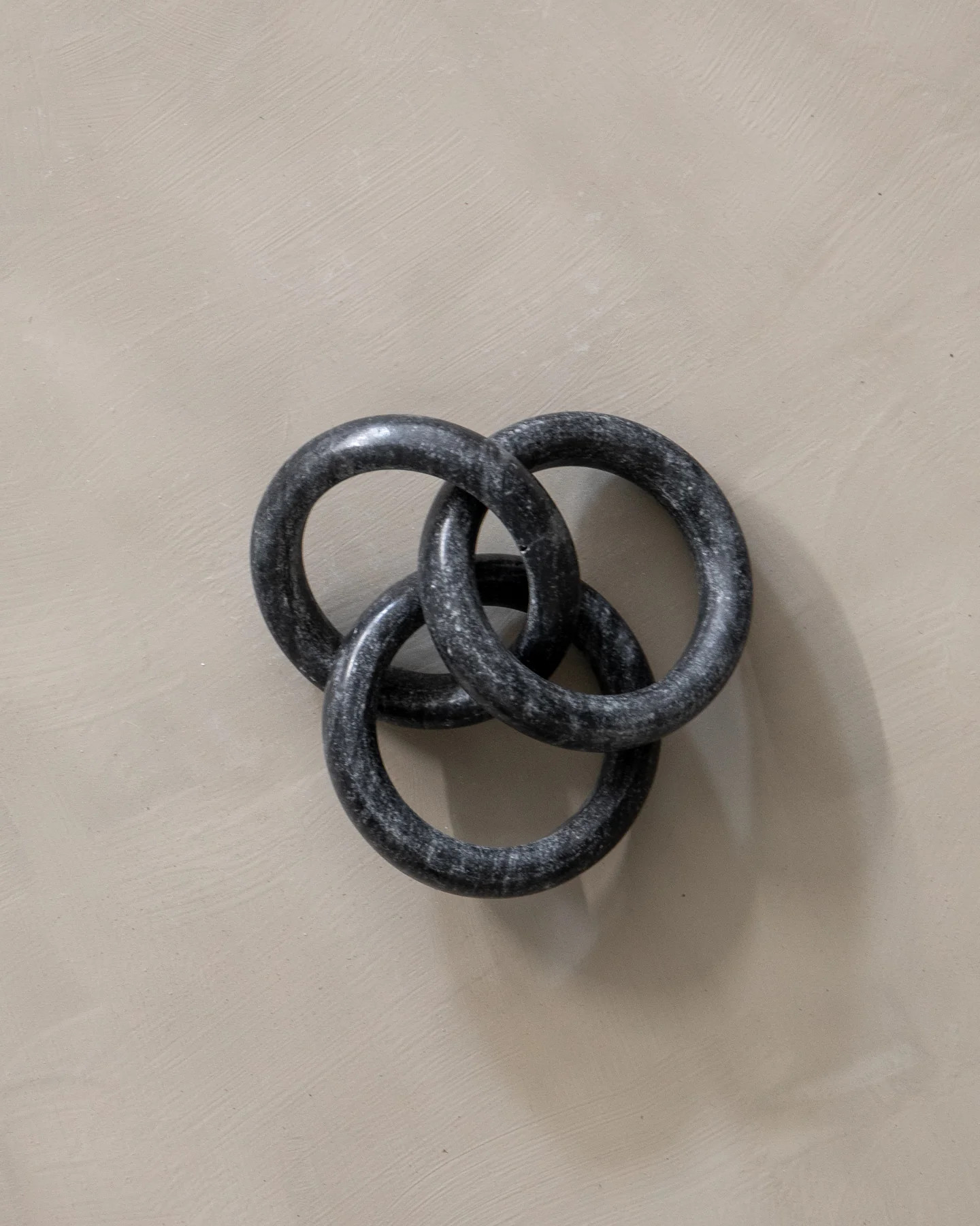 Marble Circle Chain - Black | The Vintage Rug Shop