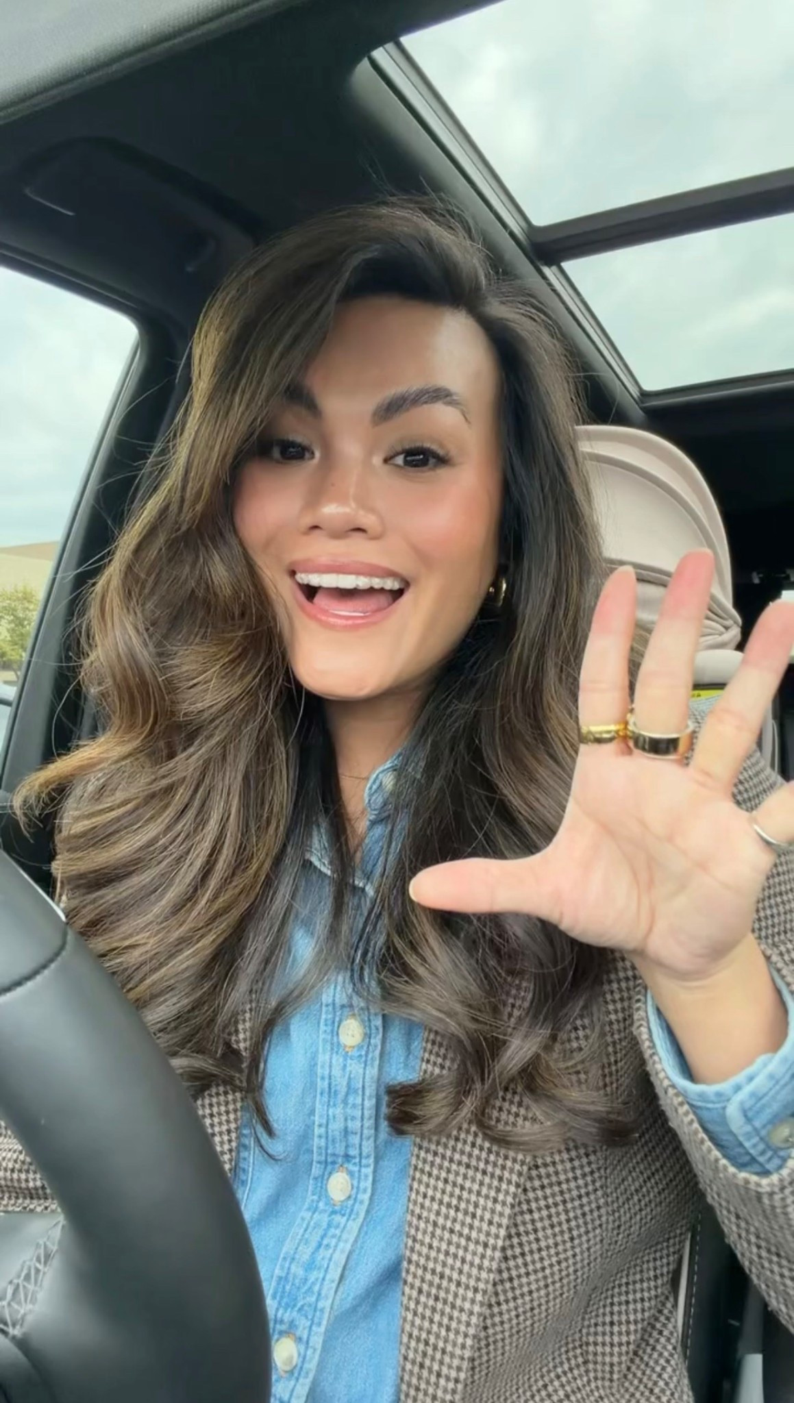 blazer is old mango but linked similar! the denim top is a staple from aritzia! 

#LTKootd #LTKmomlife #LTKWorkwear