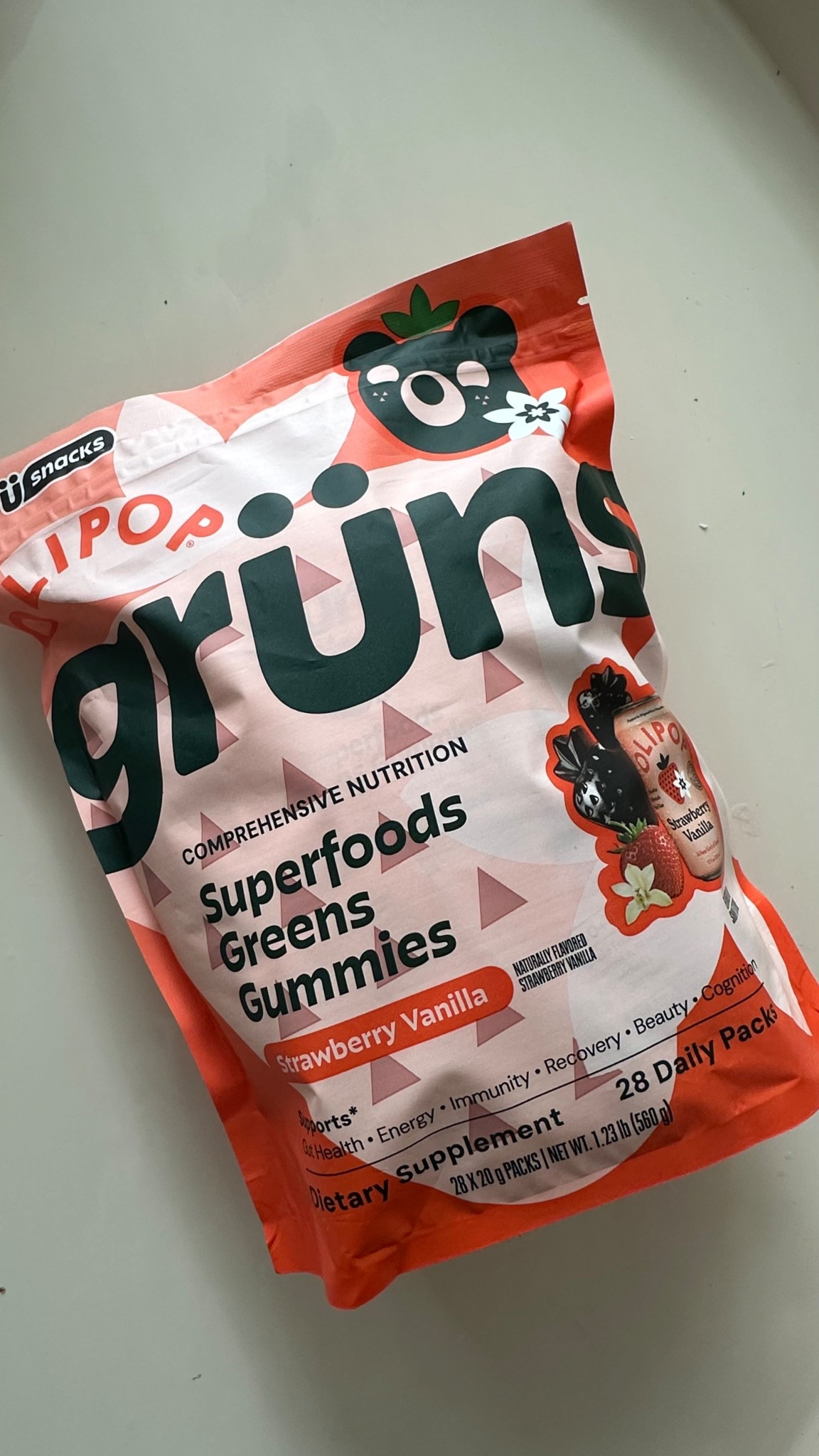 when your greens link up with your soda obsession 🤝🍓

#LTKActive #LTKfitnessgoals #LTKgrwm