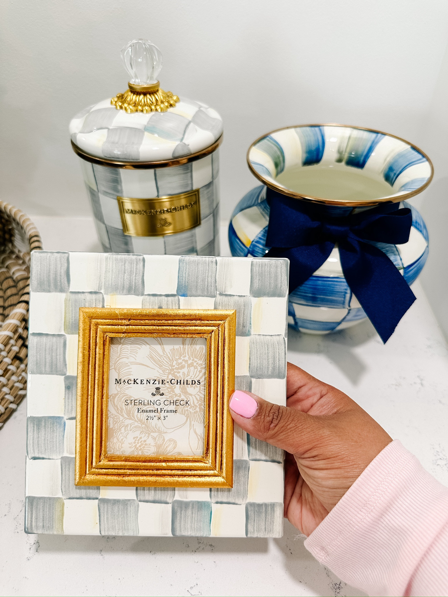 🖼️ MACKENZIE CHILDS FINDS 🖼️ 

I am so excited to have a third large canister to complete my collection AND I finally got my first royal check piece!

Home decor, spring tablescape, spring decor, dinnerware, kitchenware, home, hosting, kitchen, royal check, sterling check, ceramics, Rosy check, home design, tea kettle, house warming gift, dress, spring outfit, vacation outfit, plus size fashion, jeans, wedding, picture frame, smiles and pearls

#LTKHome #LTKSeasonal #LTKGiftGuide